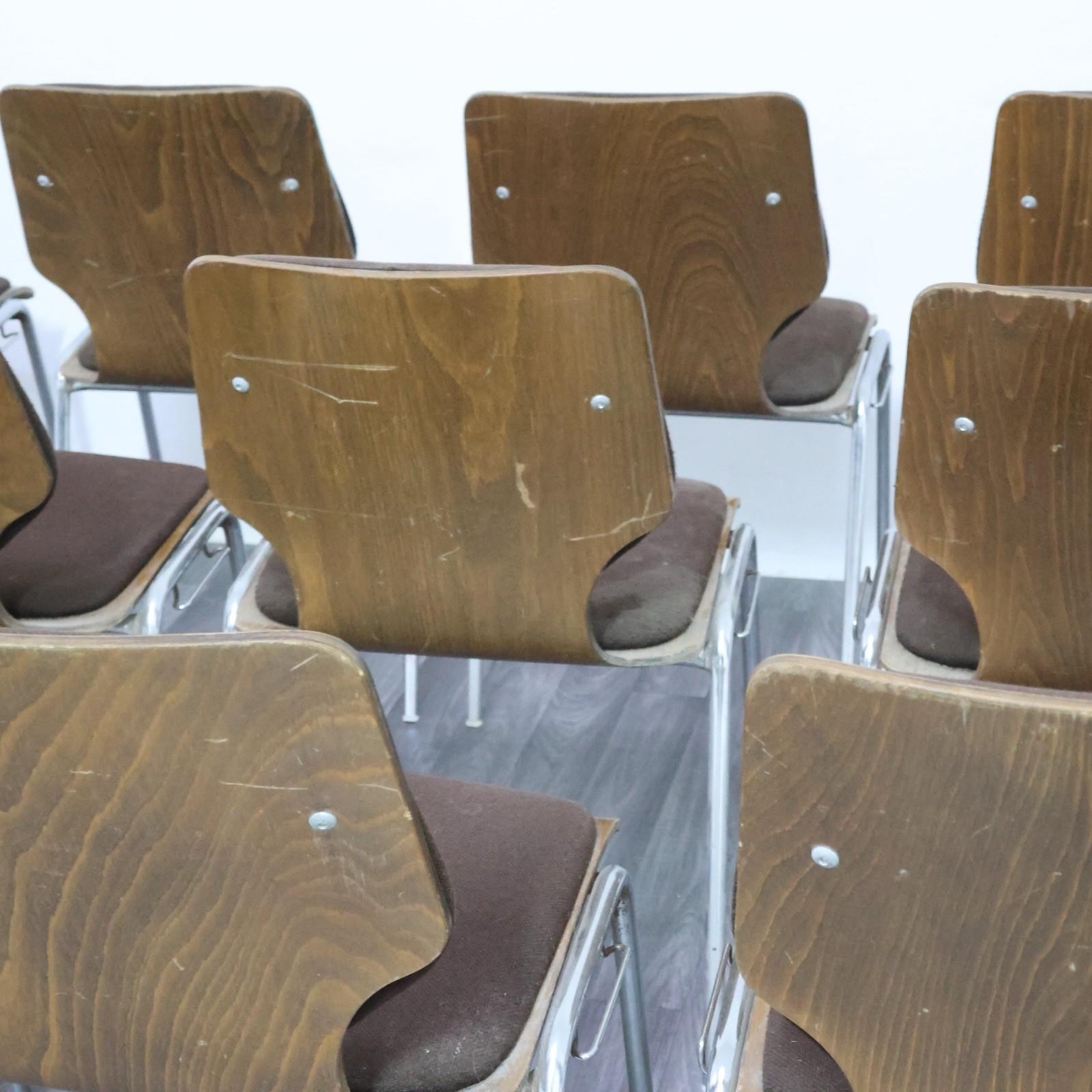 Bureau de style Carlo Ratti 12 chaises Design moderne 1970 en vente 8