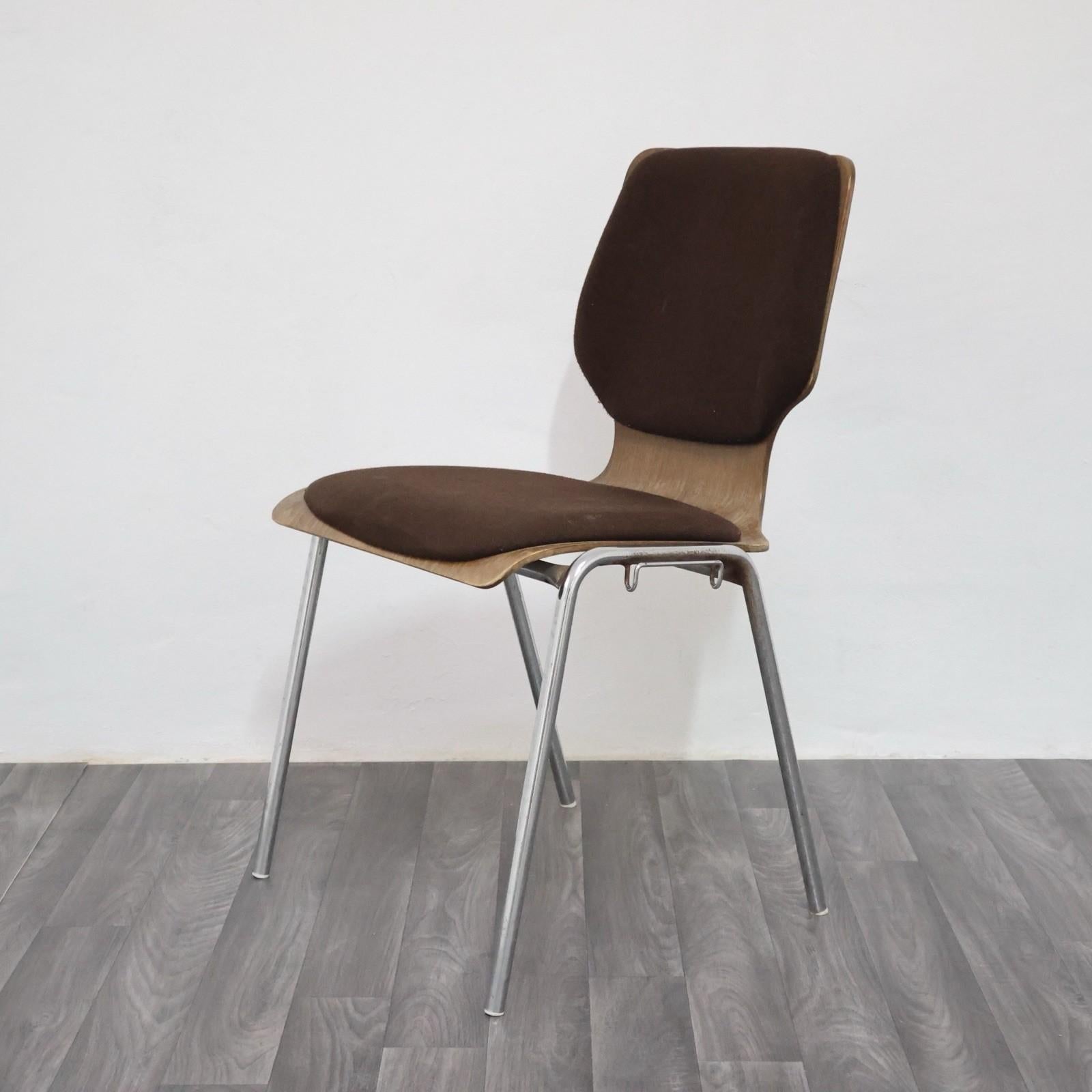 Bureau de style Carlo Ratti 12 chaises Design moderne 1970 en vente 11
