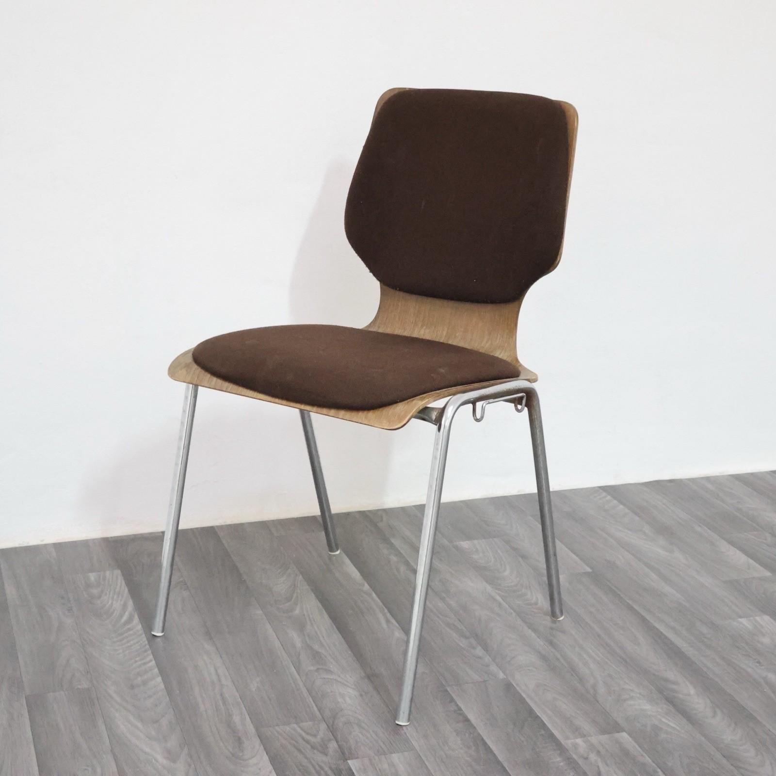 Bureau de style Carlo Ratti 12 chaises Design moderne 1970 en vente 12