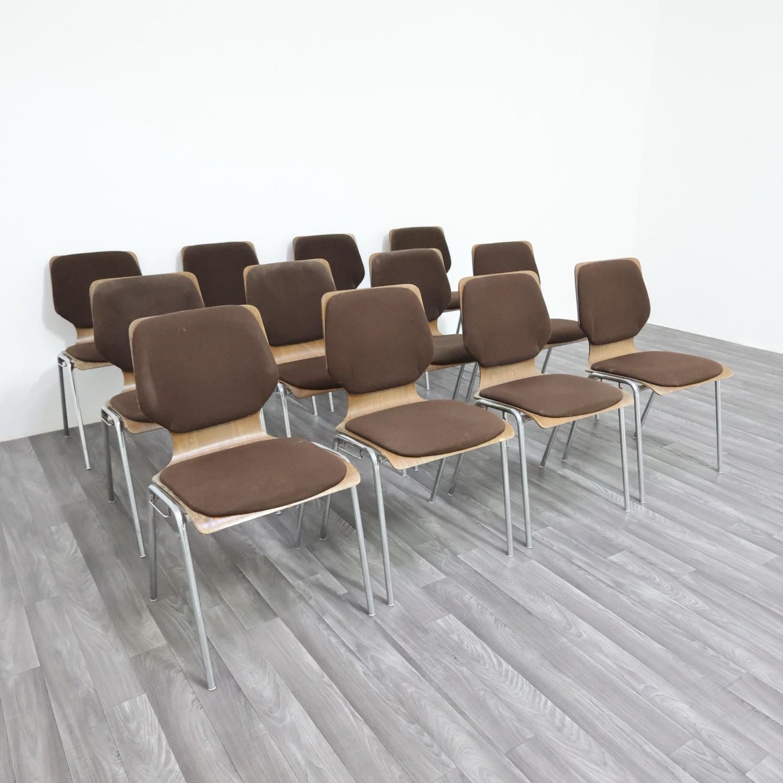 Italian Bureau de style Carlo Ratti 12 chaises Design moderne 1970 en vente