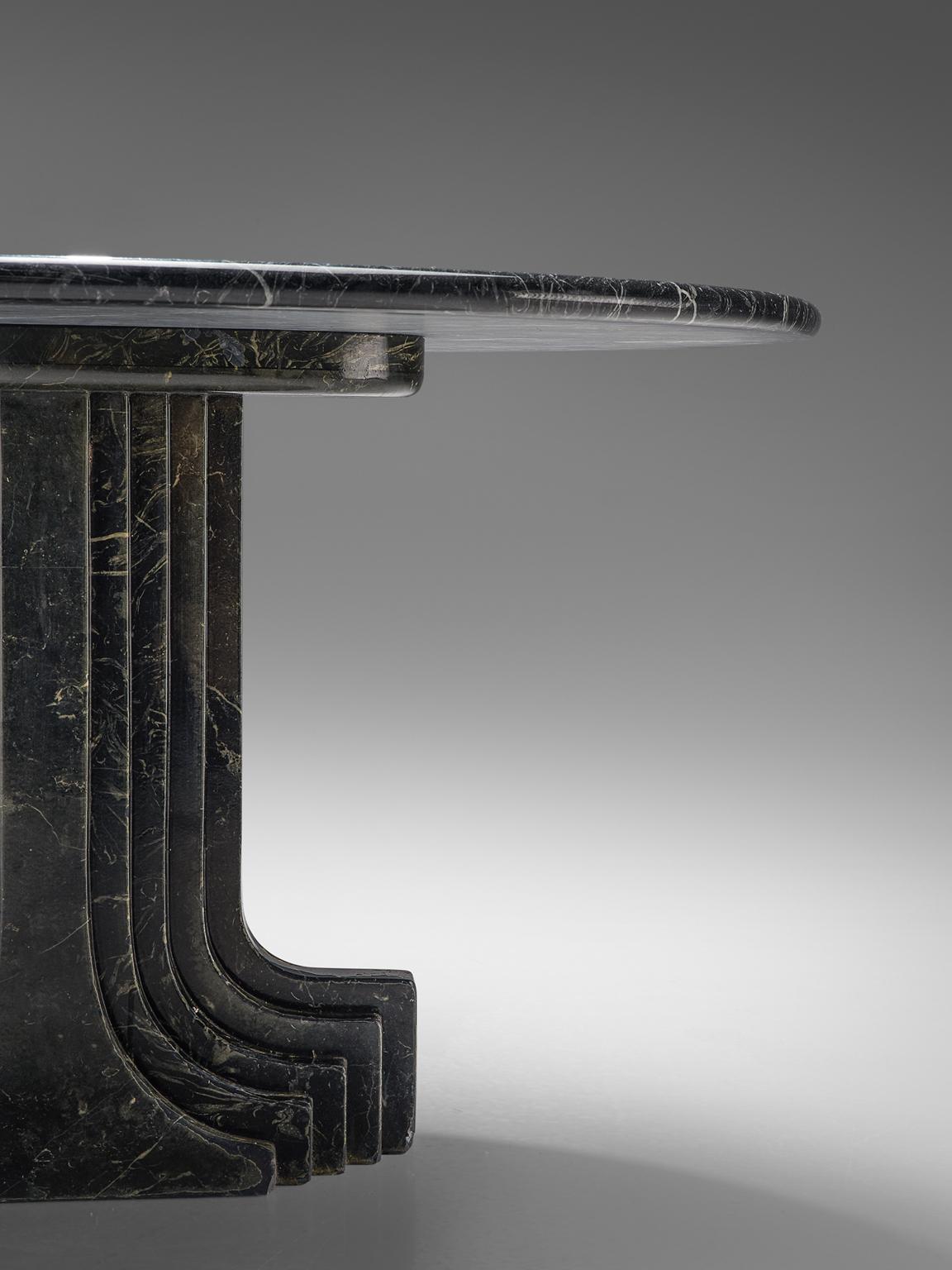 Carlo Scarpa 'Argo' Black Marble Table In Good Condition In Waalwijk, NL