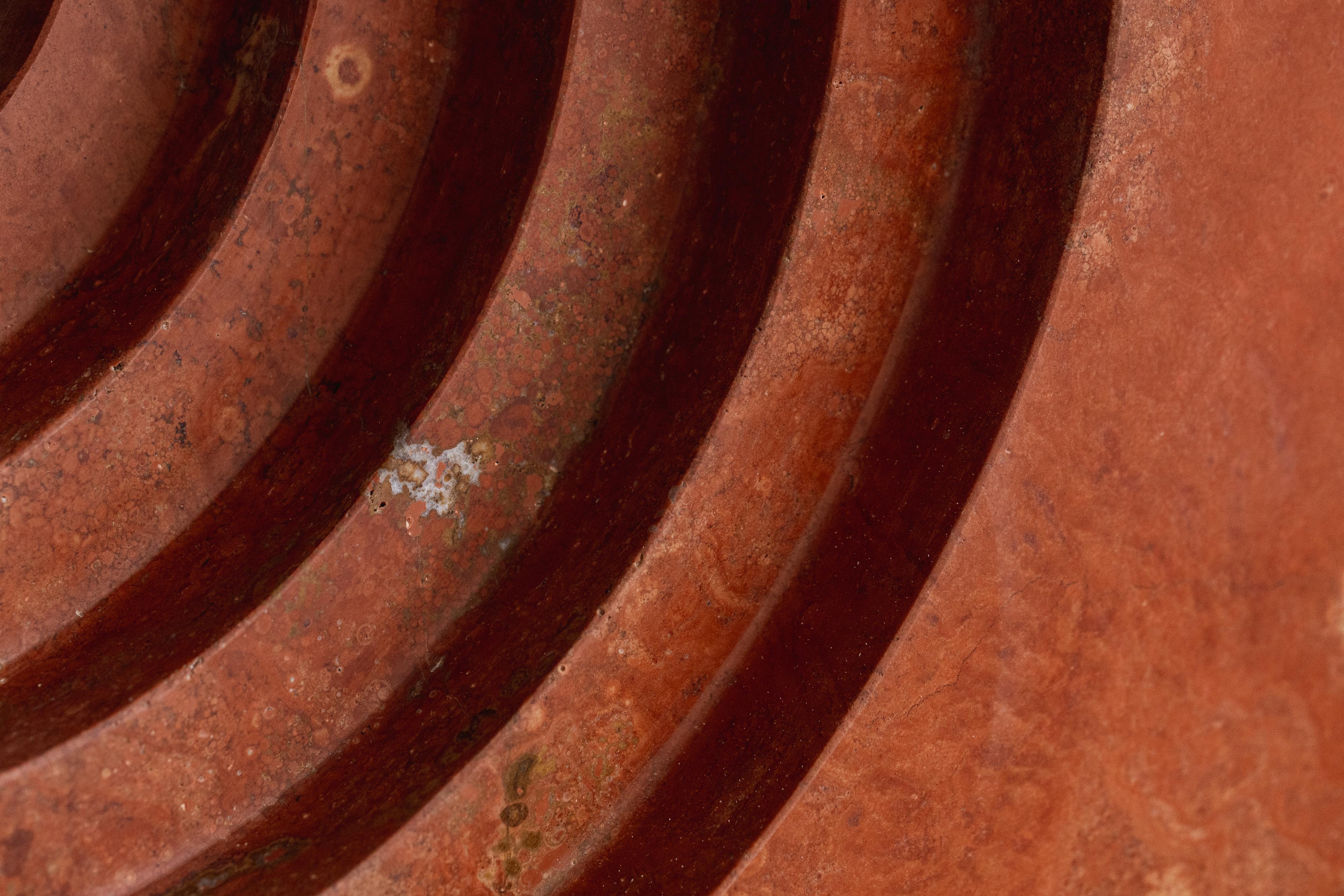 Carlo Scarpa “Argo” Oval Table for Simon Gavina in Red Travertine, 1975 For Sale 4