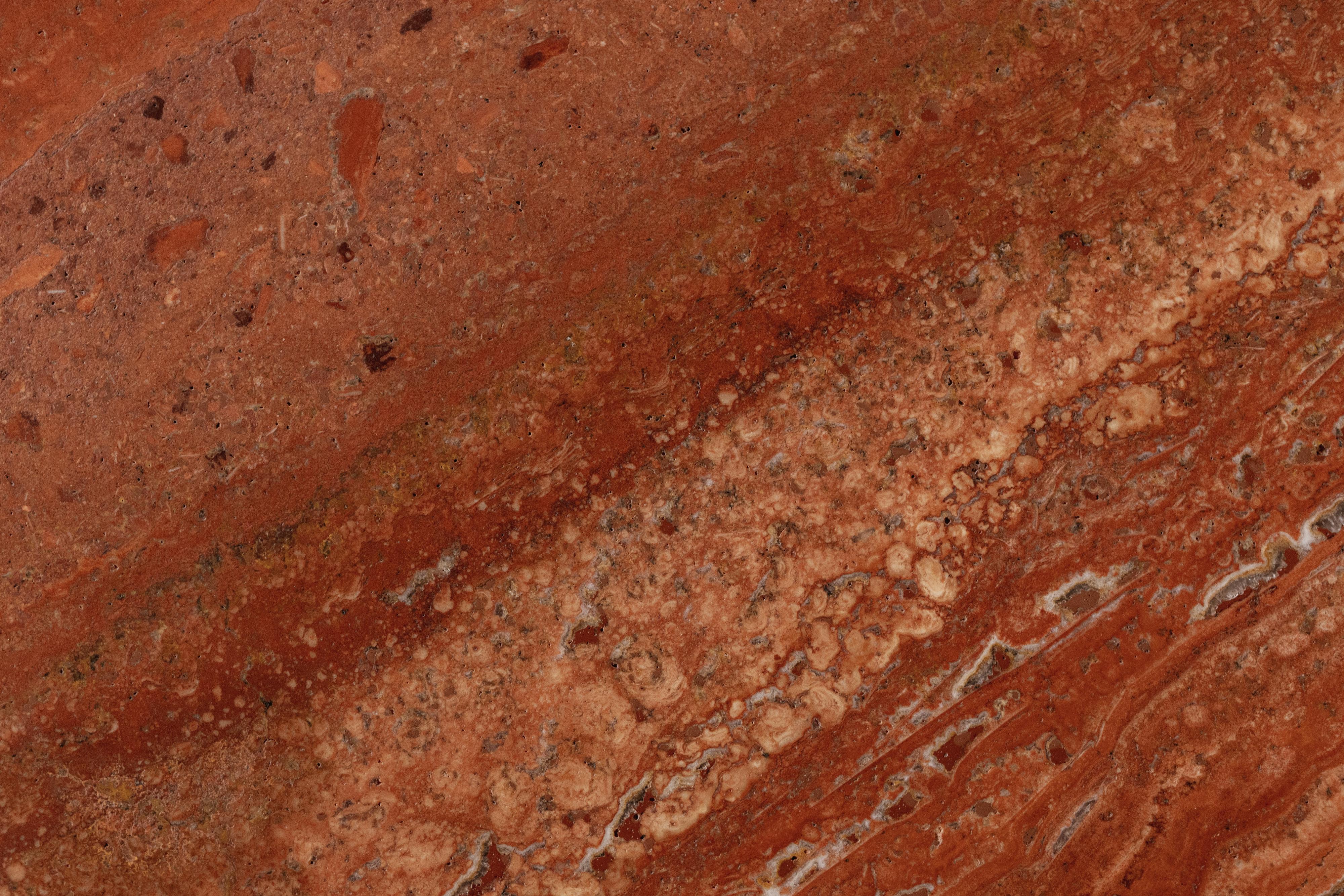 Carlo Scarpa “Argo” Oval Table for Simon Gavina in Red Travertine, 1975 For Sale 1