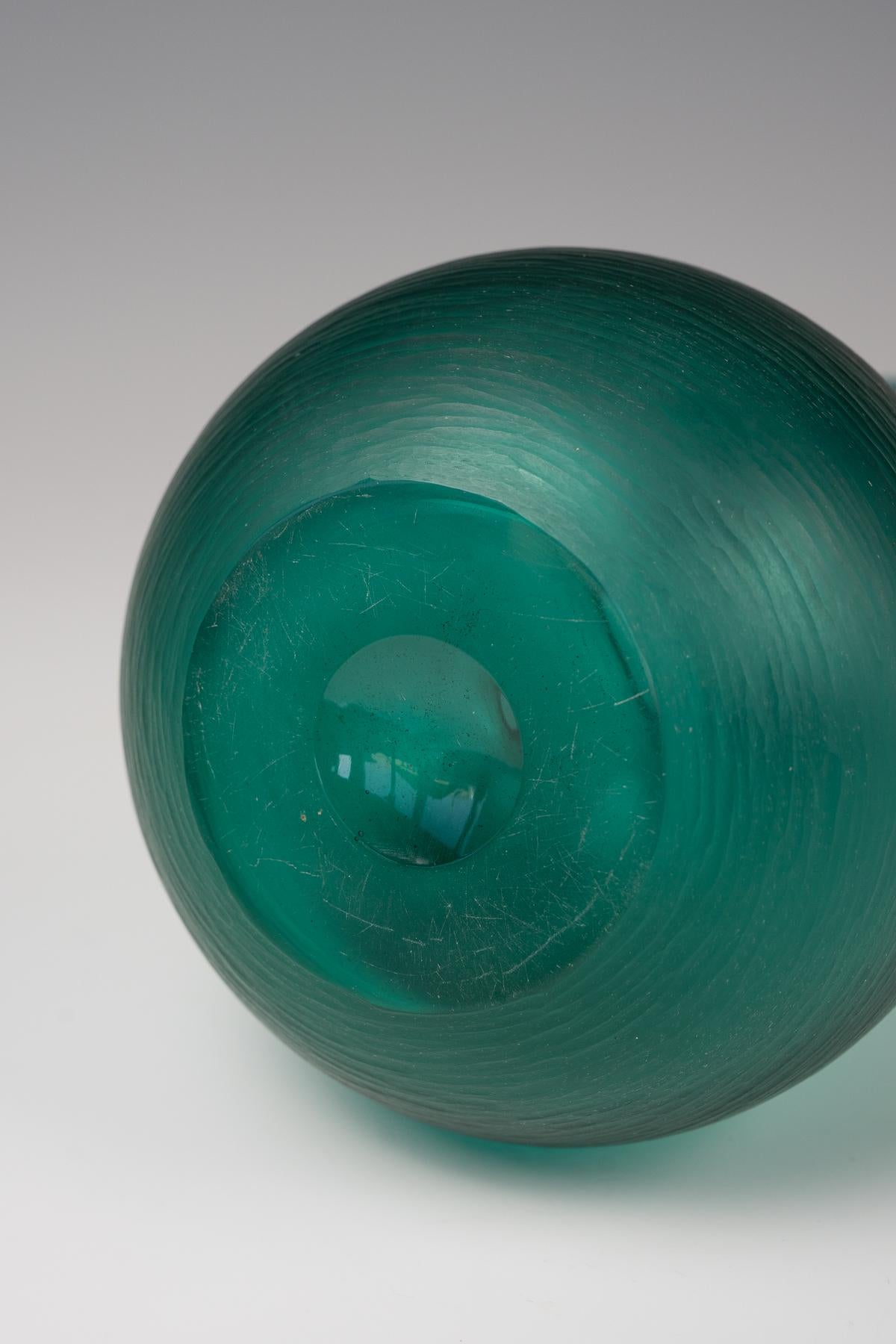 Metà XX secolo Carlo Scarpa, vaso 'Battuto', 1940, firmato in vendita