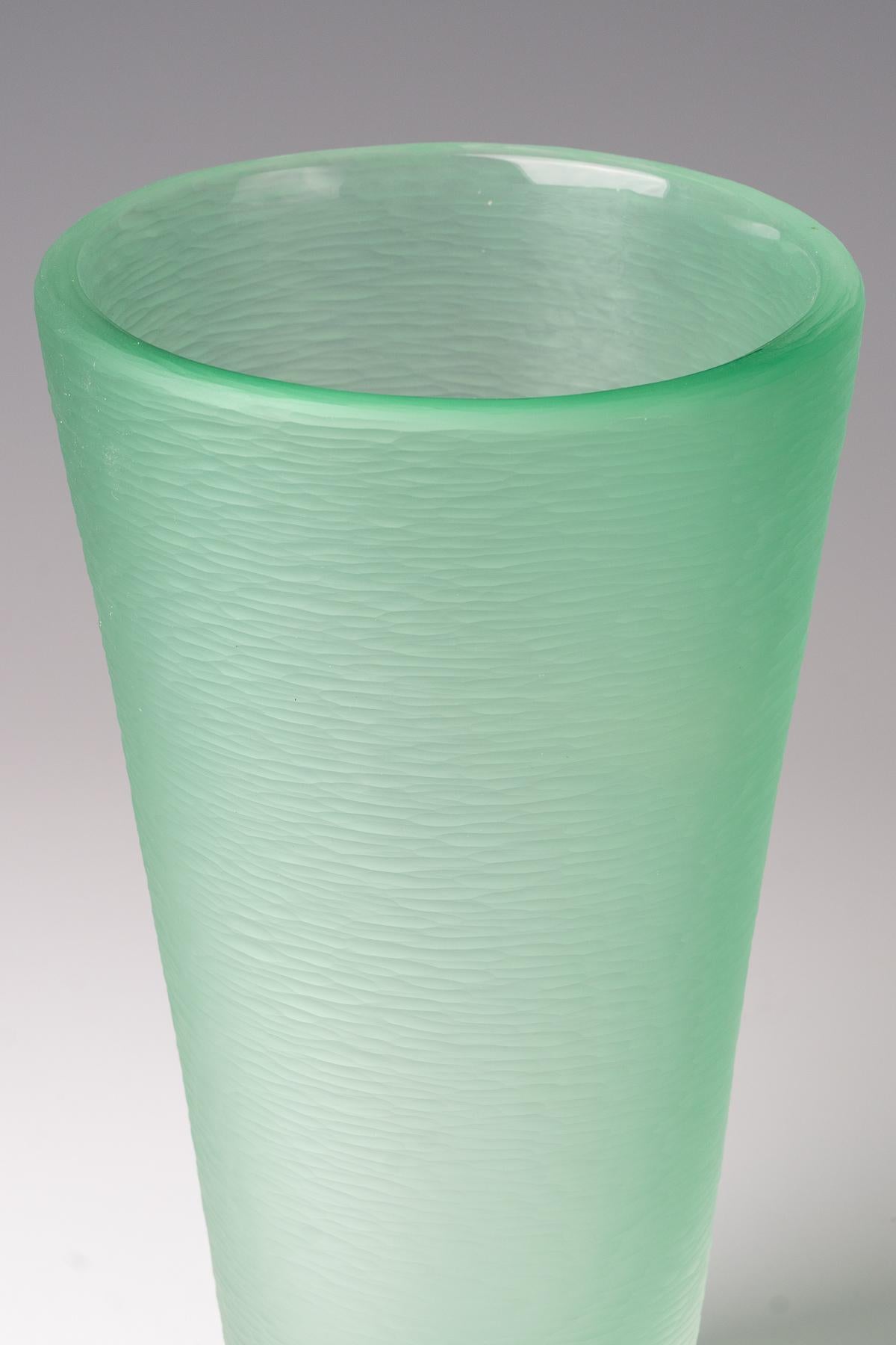 Intagliato a mano Carlo Scarpa, vaso 'battuto-velato', 1940 in vendita