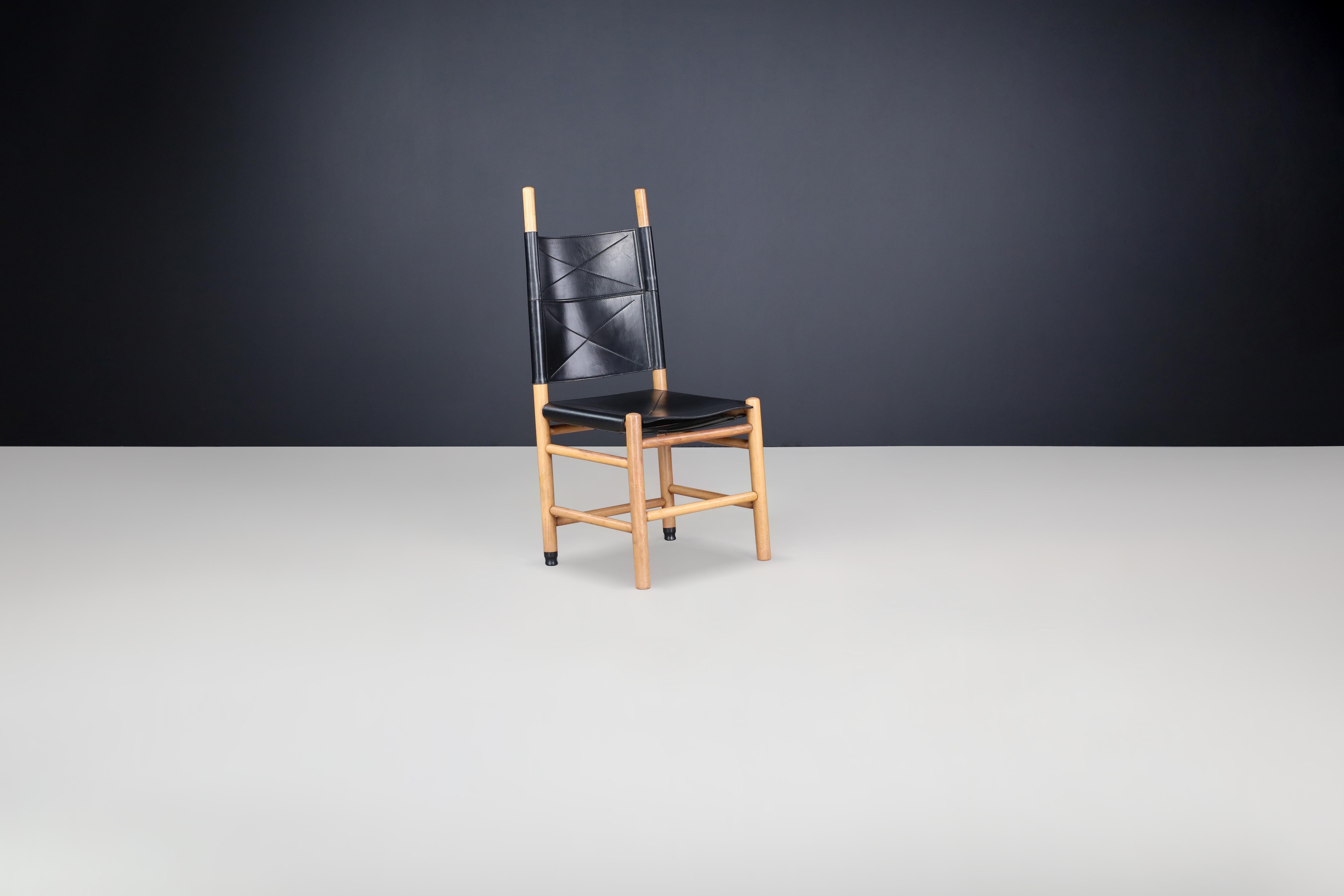Carlo Scarpa Black Leather Kentucky Dining room Chairs for Bernini, Italy  1977 For Sale 2