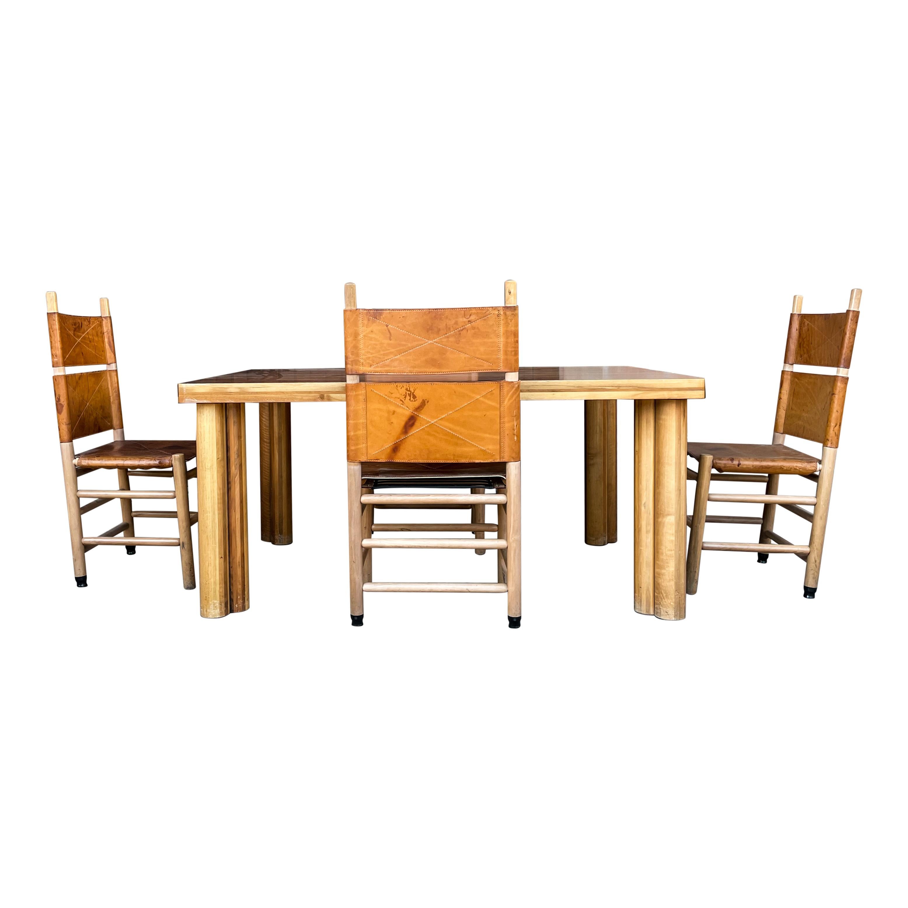 Carlo Scarpa Cognac Leather “Kentucky” Dining Chair for Bernini, 1977, Set of 5 For Sale 3