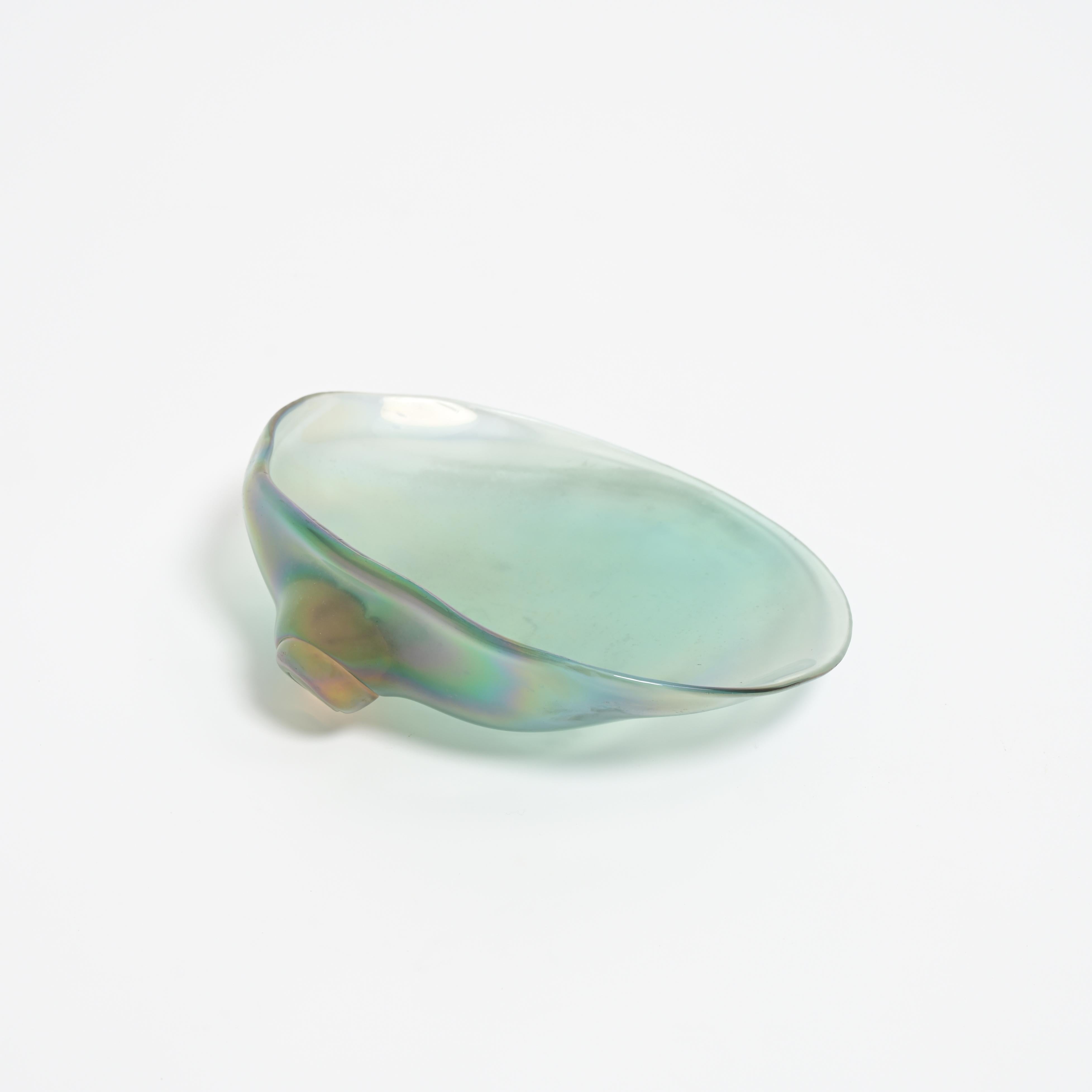 Glass shell with strongly iridescent surface designed by Carlo Scarpa in the 40ties. Acid signature Venini Murano Italy. Designed between 1942 and 1947 and produced before 1960.
