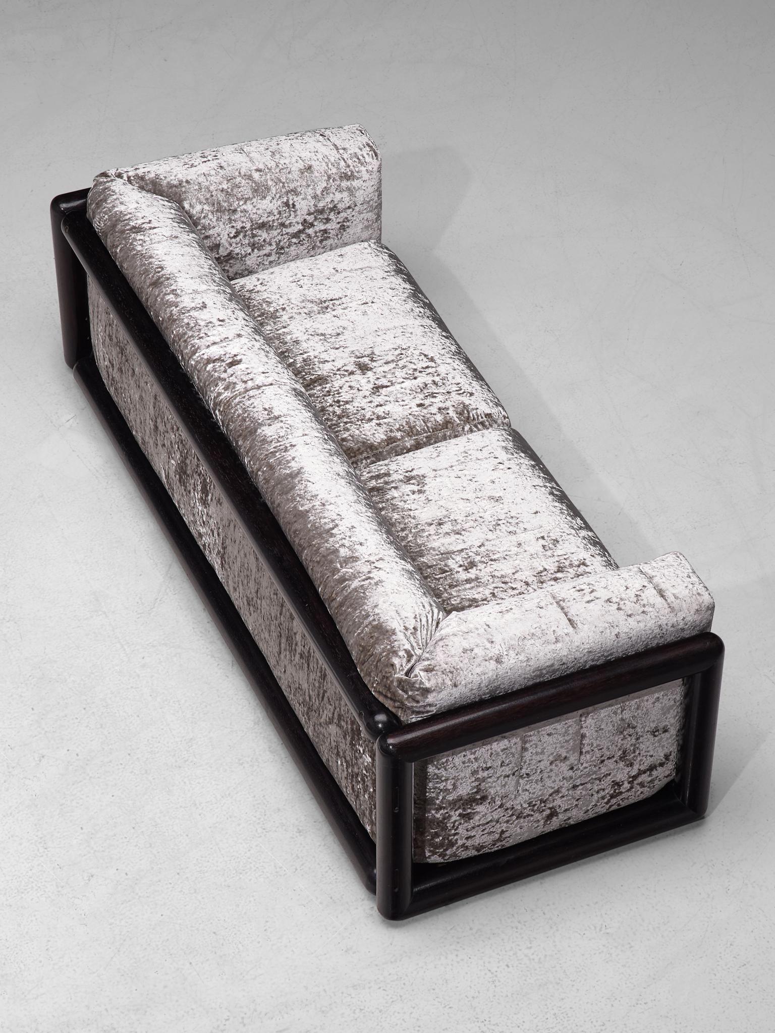Carlo Scarpa for Simon, 'Cornaro' sofa, silver metallic velvet fabric, wood, Italy, 1973

The 'Cornaro' sofa by Carlo Scarpa is a perfect example of the Ultrarazionale style; breaking away from the strict limits of Rationalism, resulting in a sofa