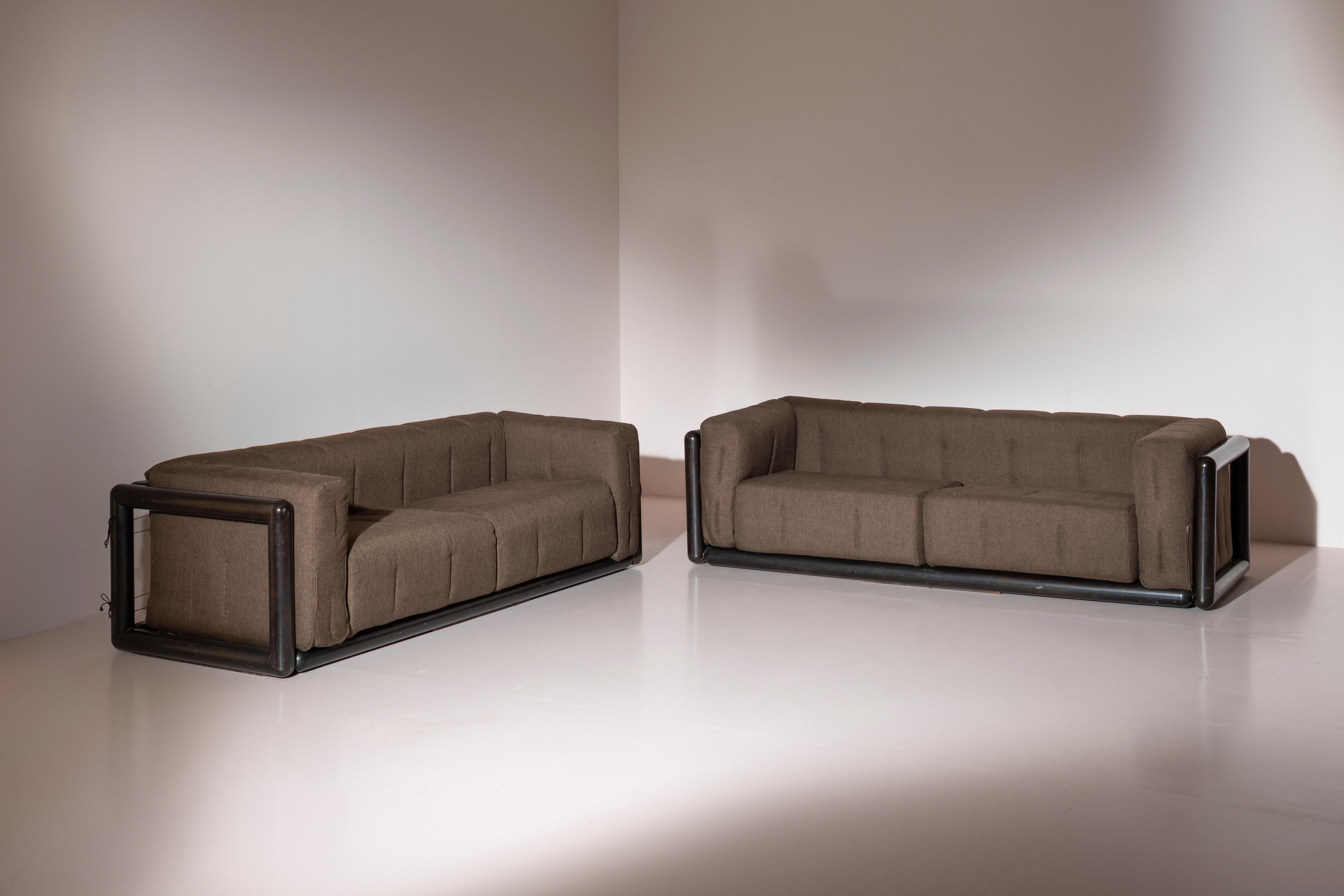 Mid-Century Modern Carlo Scarpa Cornaro sofa for Simon Gavina with original fabric, Italy, 1970s For Sale