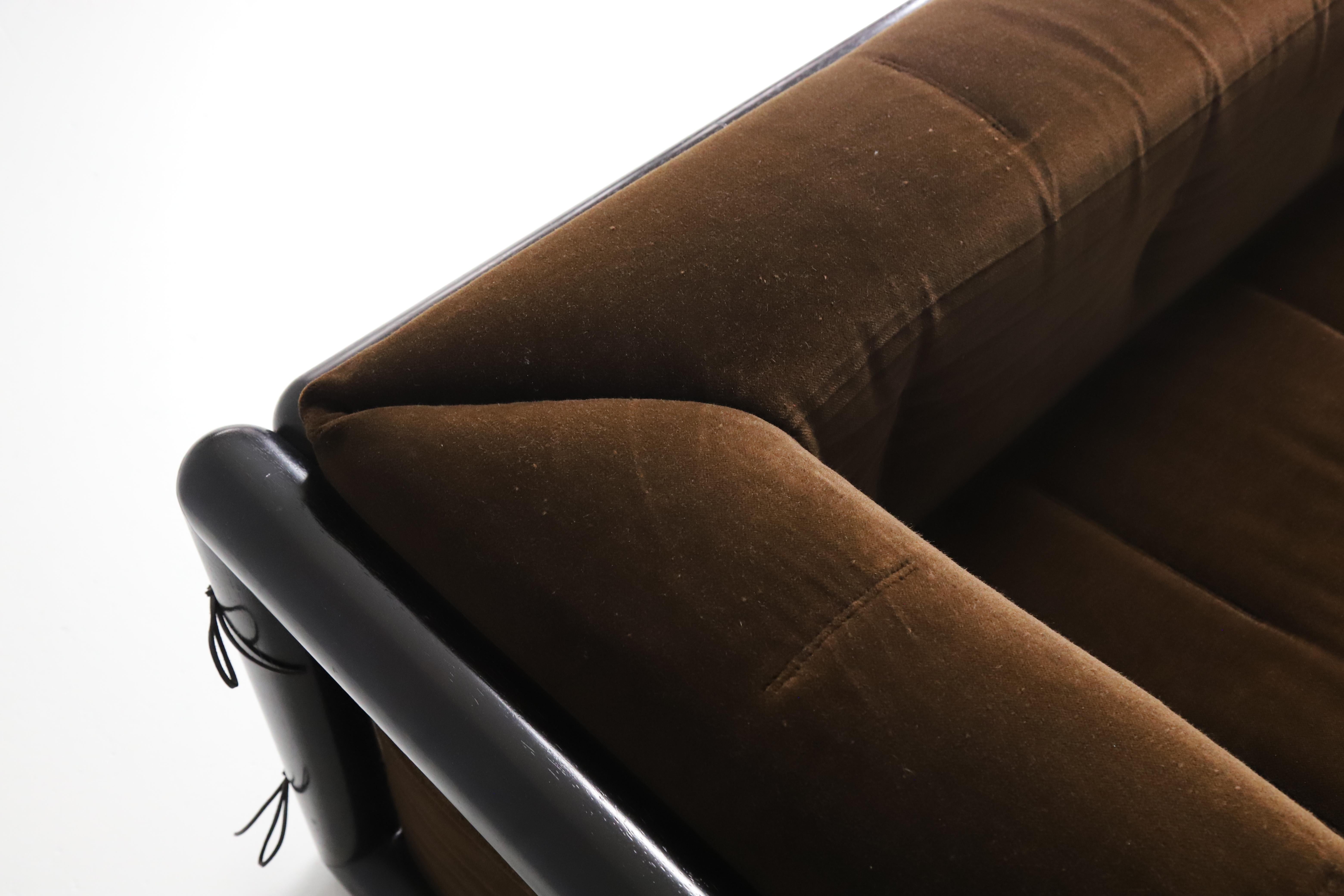 Carlo Scarpa 'Cornaro' Sofa aus originalem Mohair-Samt für Simon, 1973 im Angebot 5