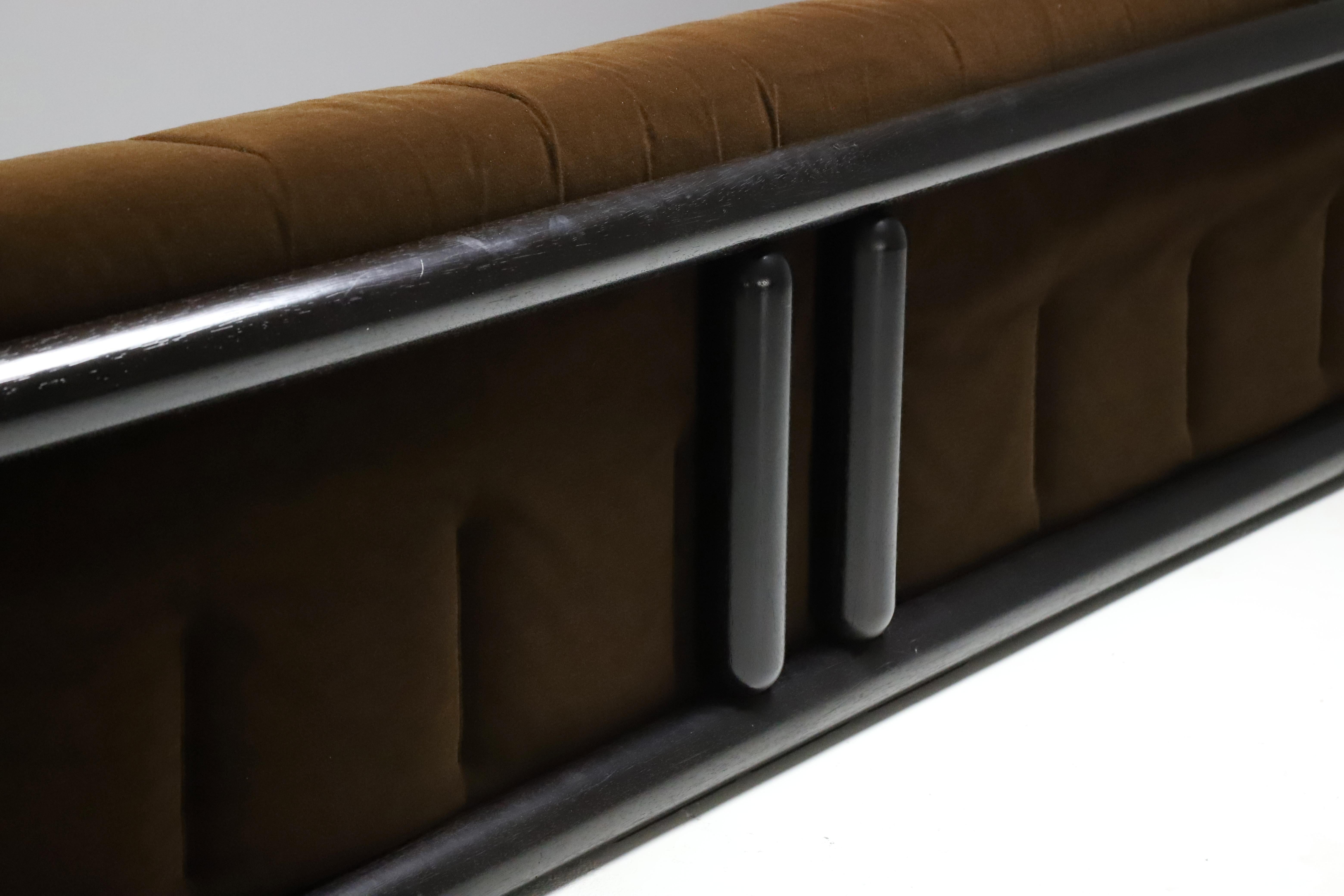 Carlo Scarpa 'Cornaro' Sofa aus originalem Mohair-Samt für Simon, 1973 im Angebot 6