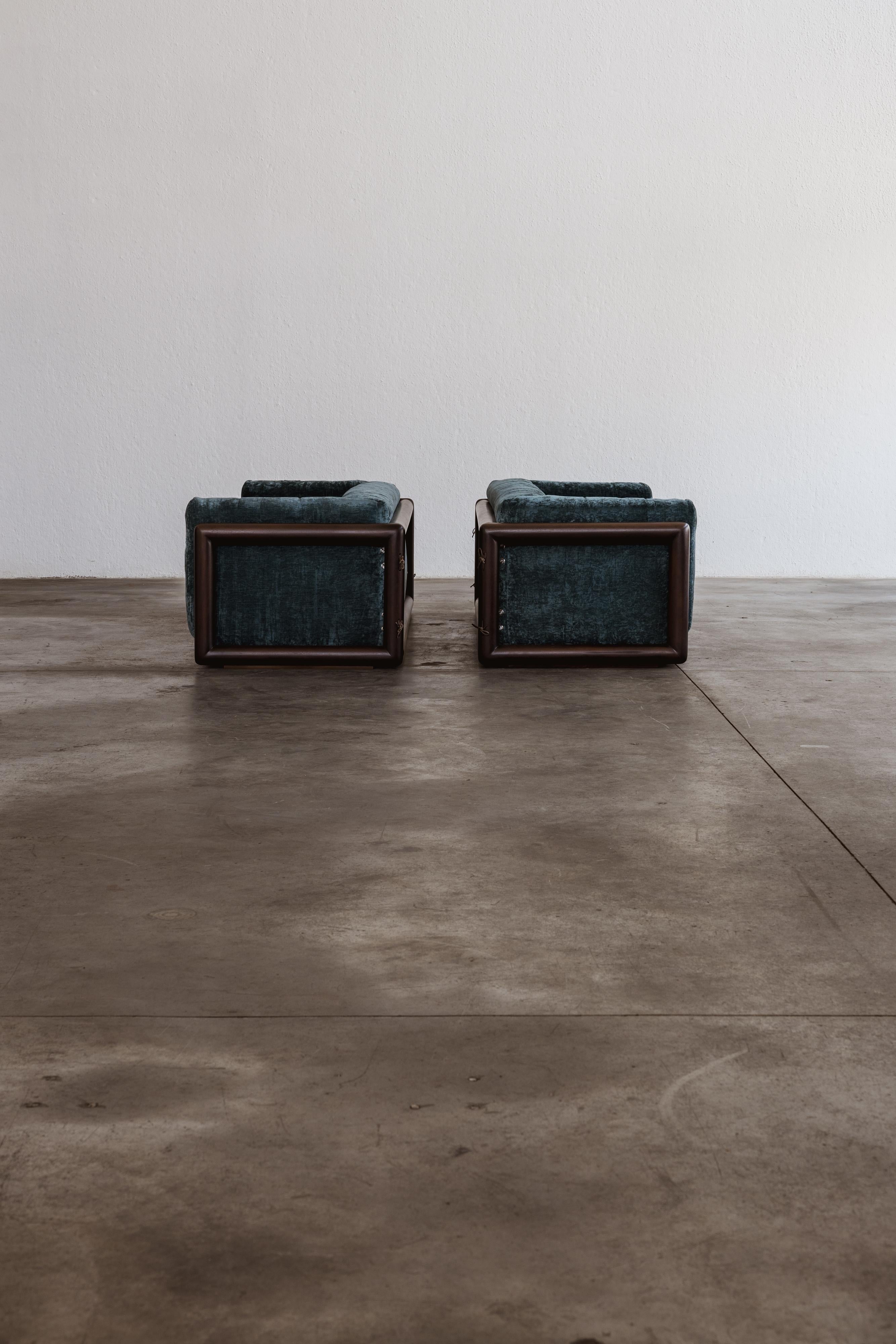 Late 20th Century Carlo Scarpa “Cornaro” Sofas for Gavina, 1973, Set of 2 For Sale