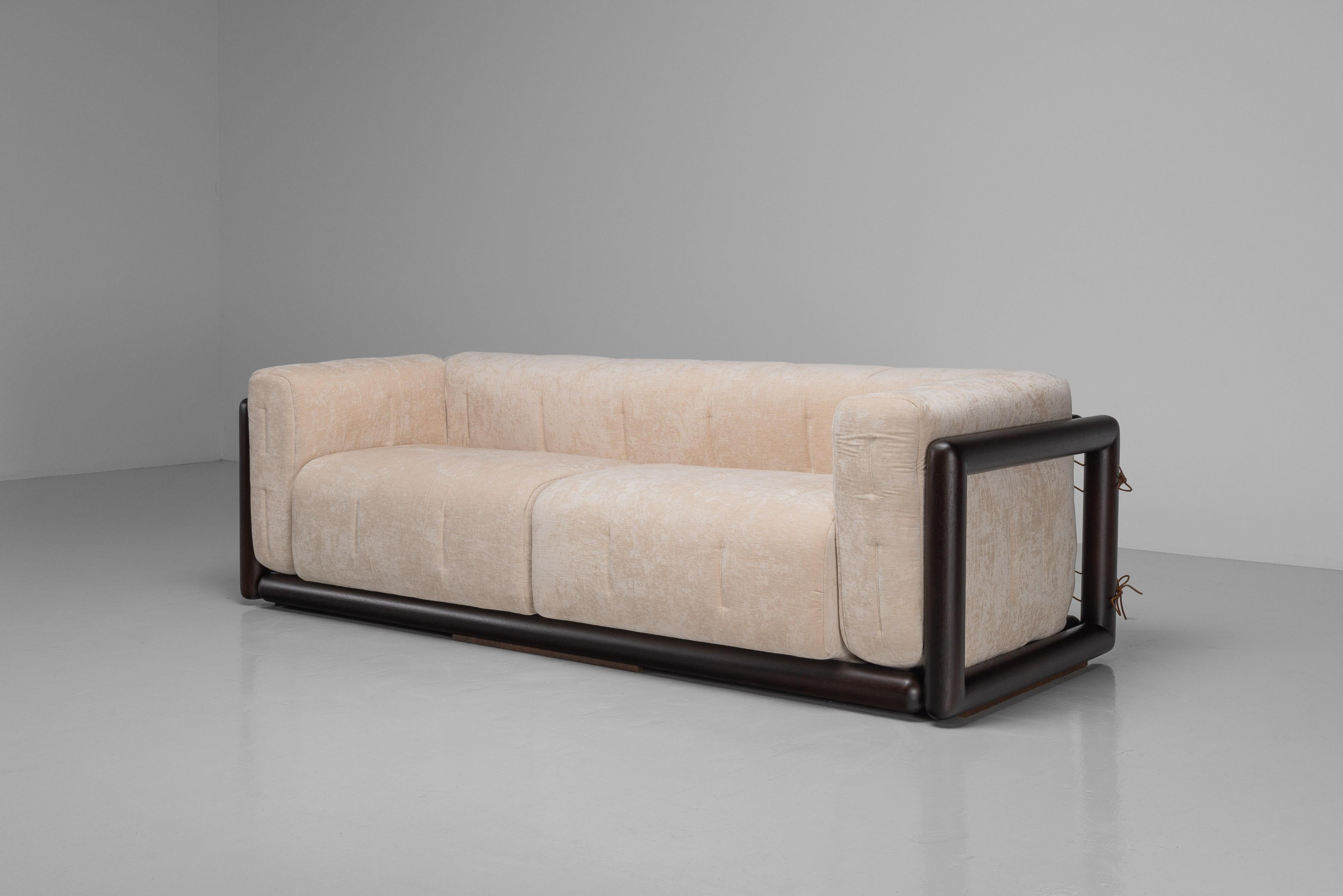 Mid-Century Modern Carlo Scarpa Cornaro sofas for Simon Gavina Italy 1973