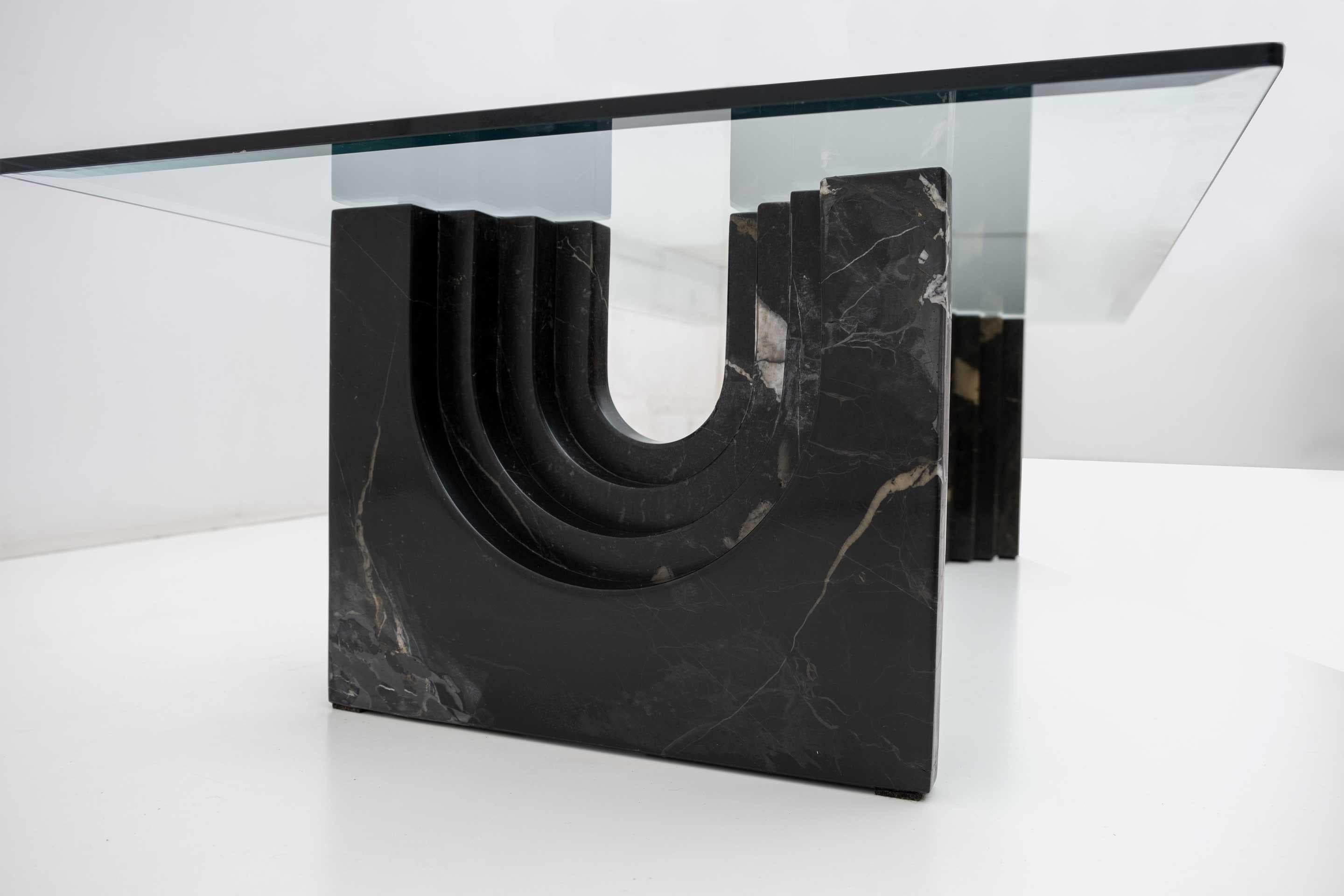 Carlo Scarpa Crystal and Black Marble Coffee Table for Cattelan Italia, 1970s 1
