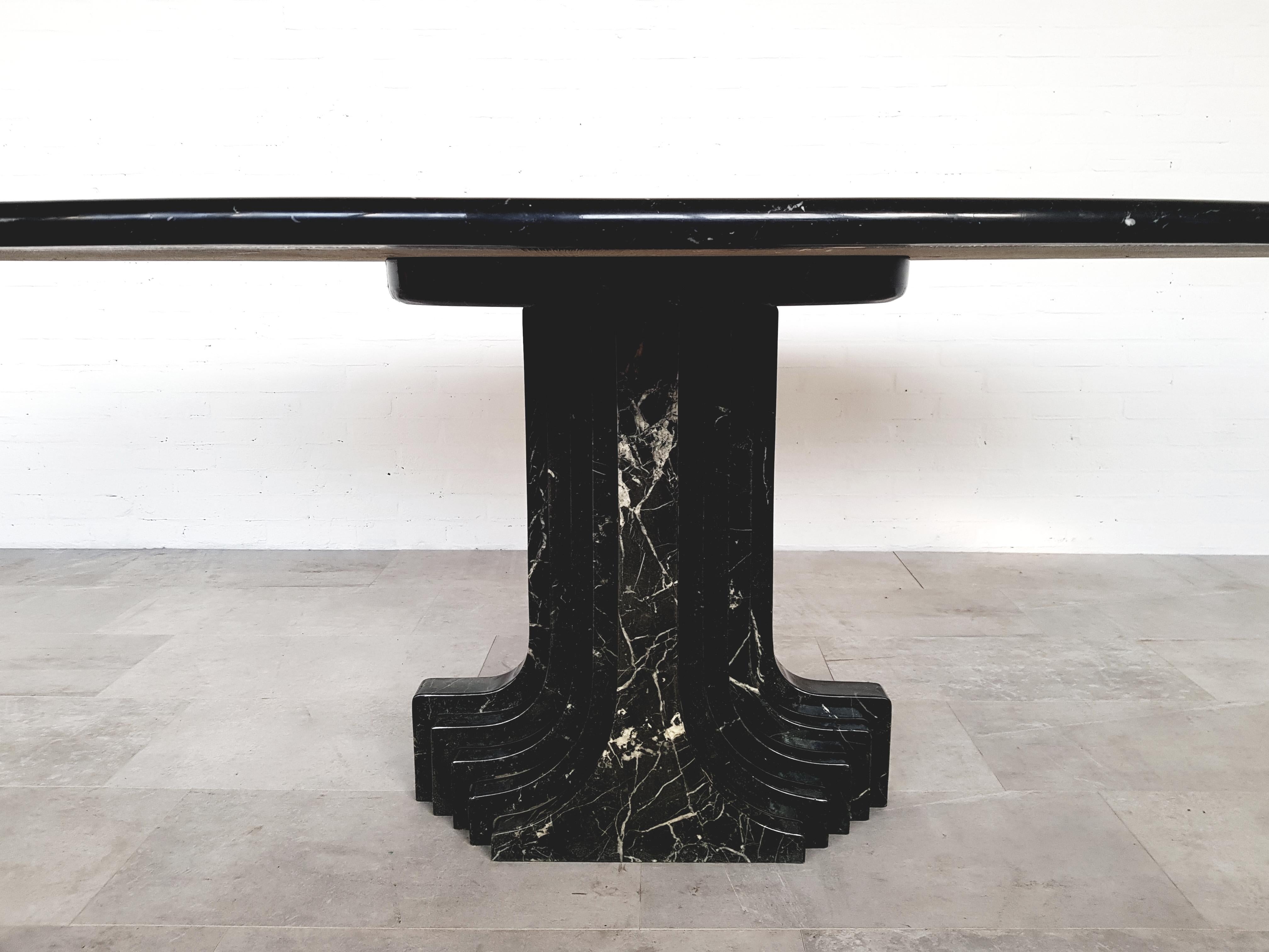 Carlo Scarpa Dining Table in Nero Marquina Marble 1