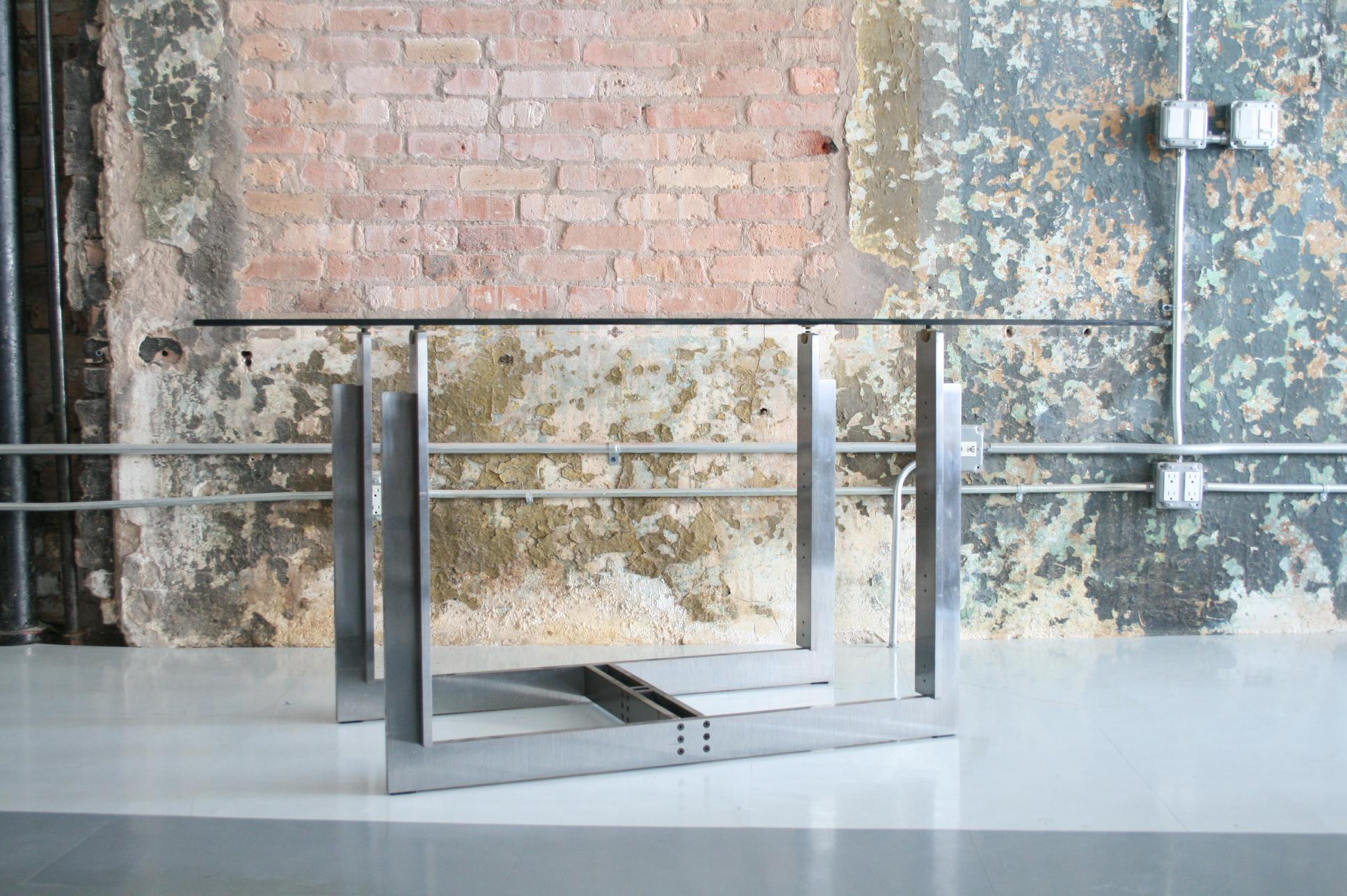 Carlo Scarpa Doge Dining Table for Simon Gavina In Excellent Condition For Sale In Chicago, IL