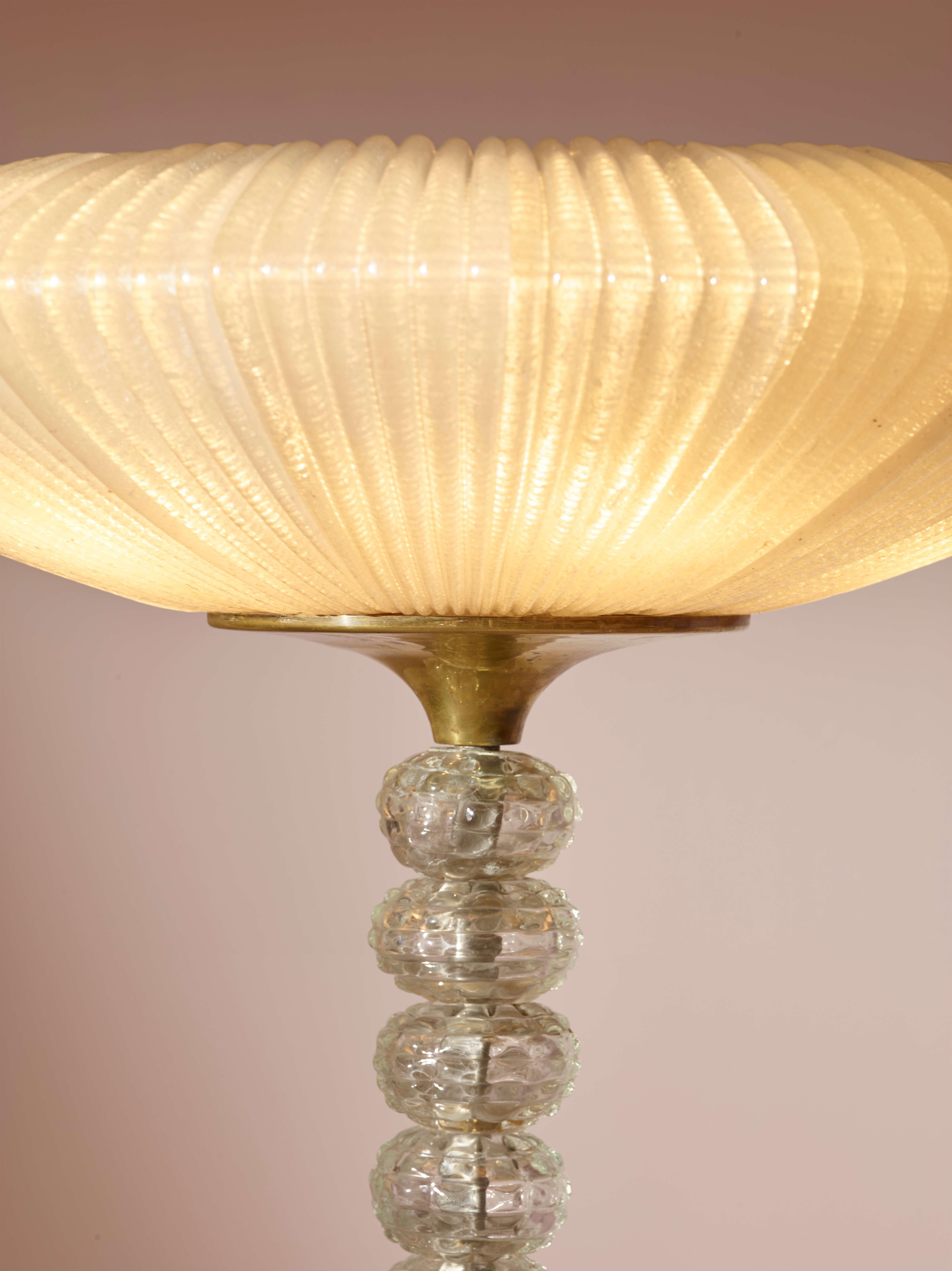 Carlo Scarpa floor lamp model 2226 produced by Venini, Italy, 1938-39 For Sale 3