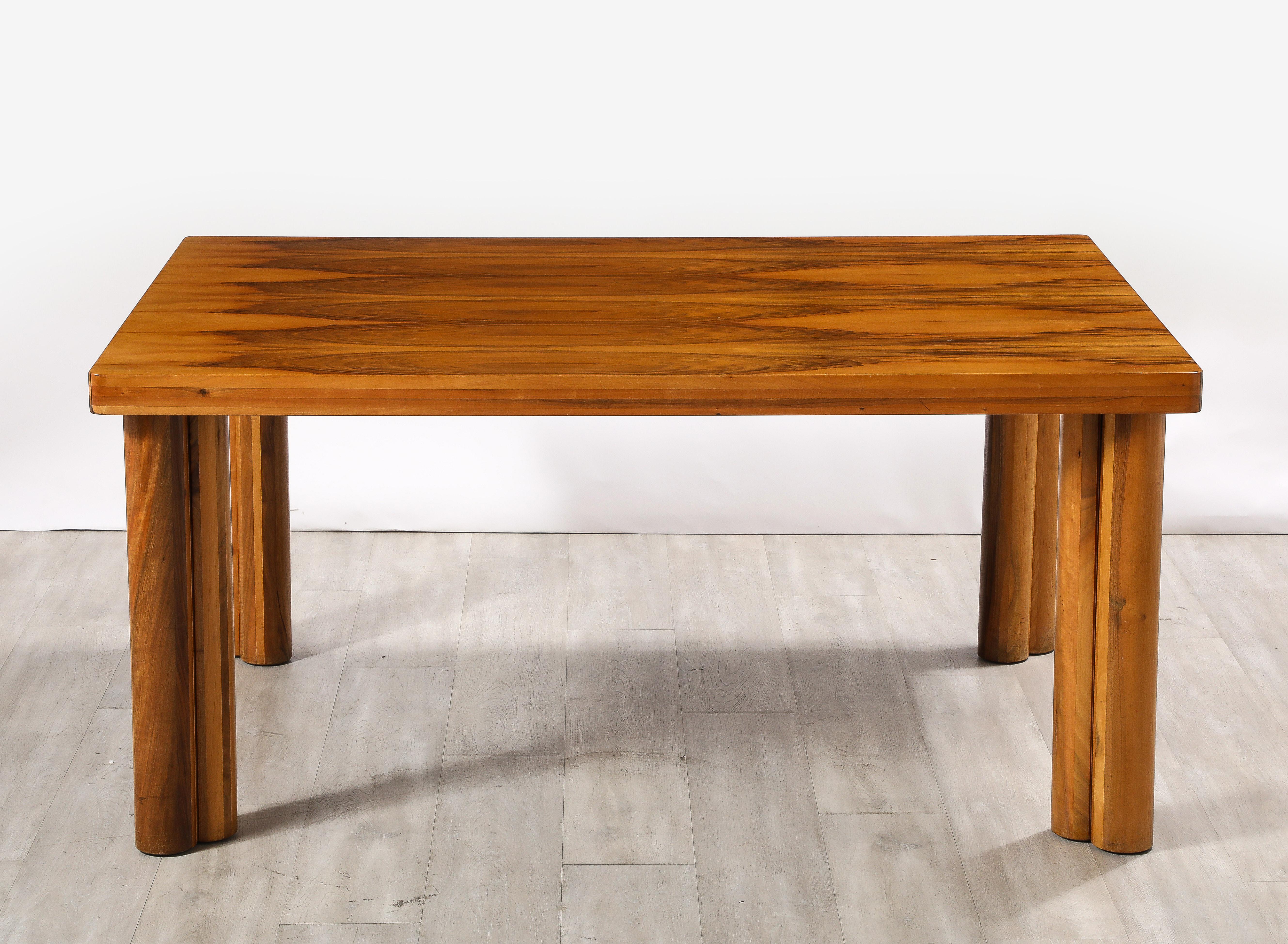 Modern Carlo Scarpa for Bernini 'Scuderia' Walnut Dining Table, circa 1977 For Sale