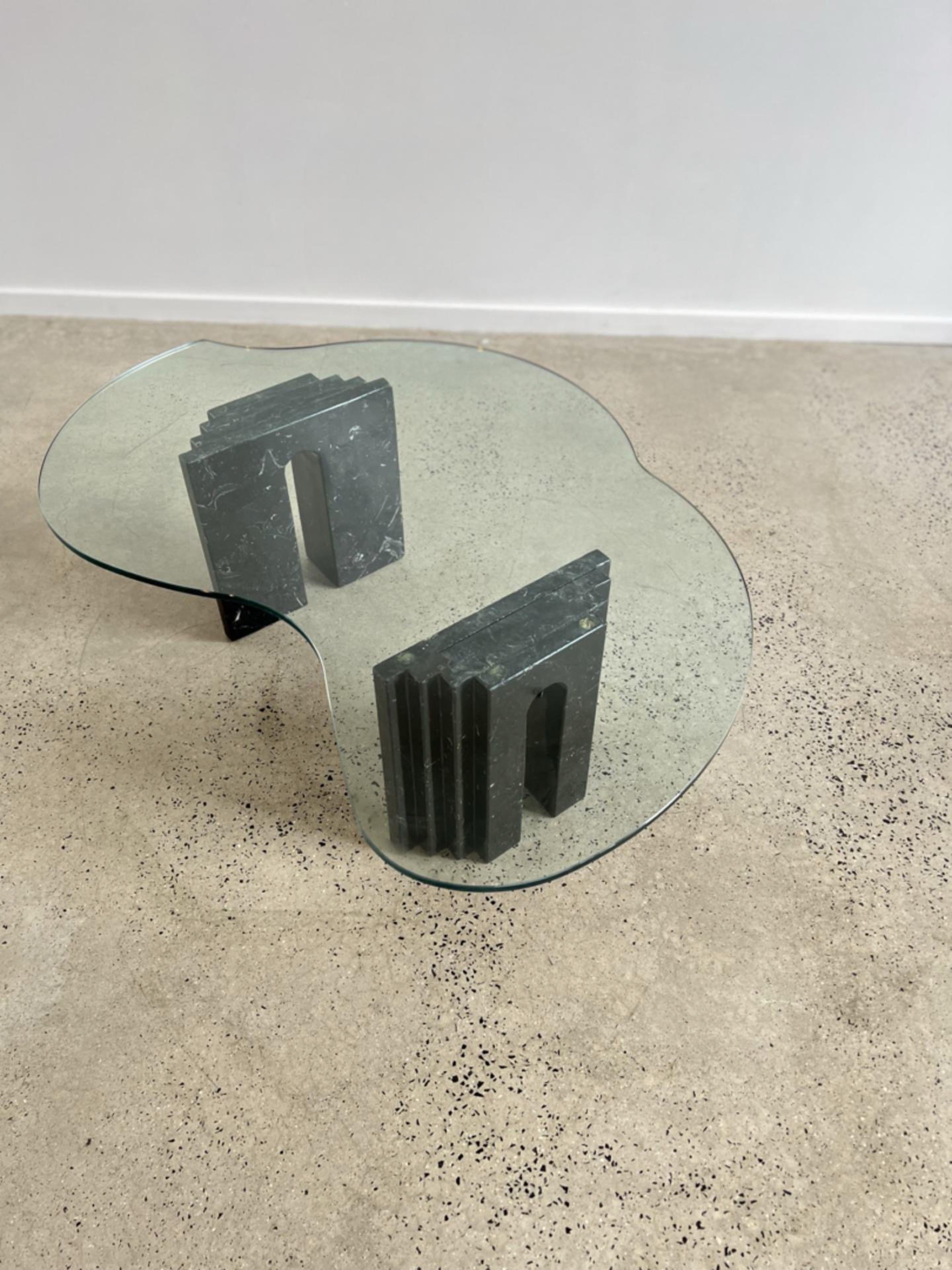 Carlo Scarpa for Catalan Carrara Marble and Galss Coffee Table 4