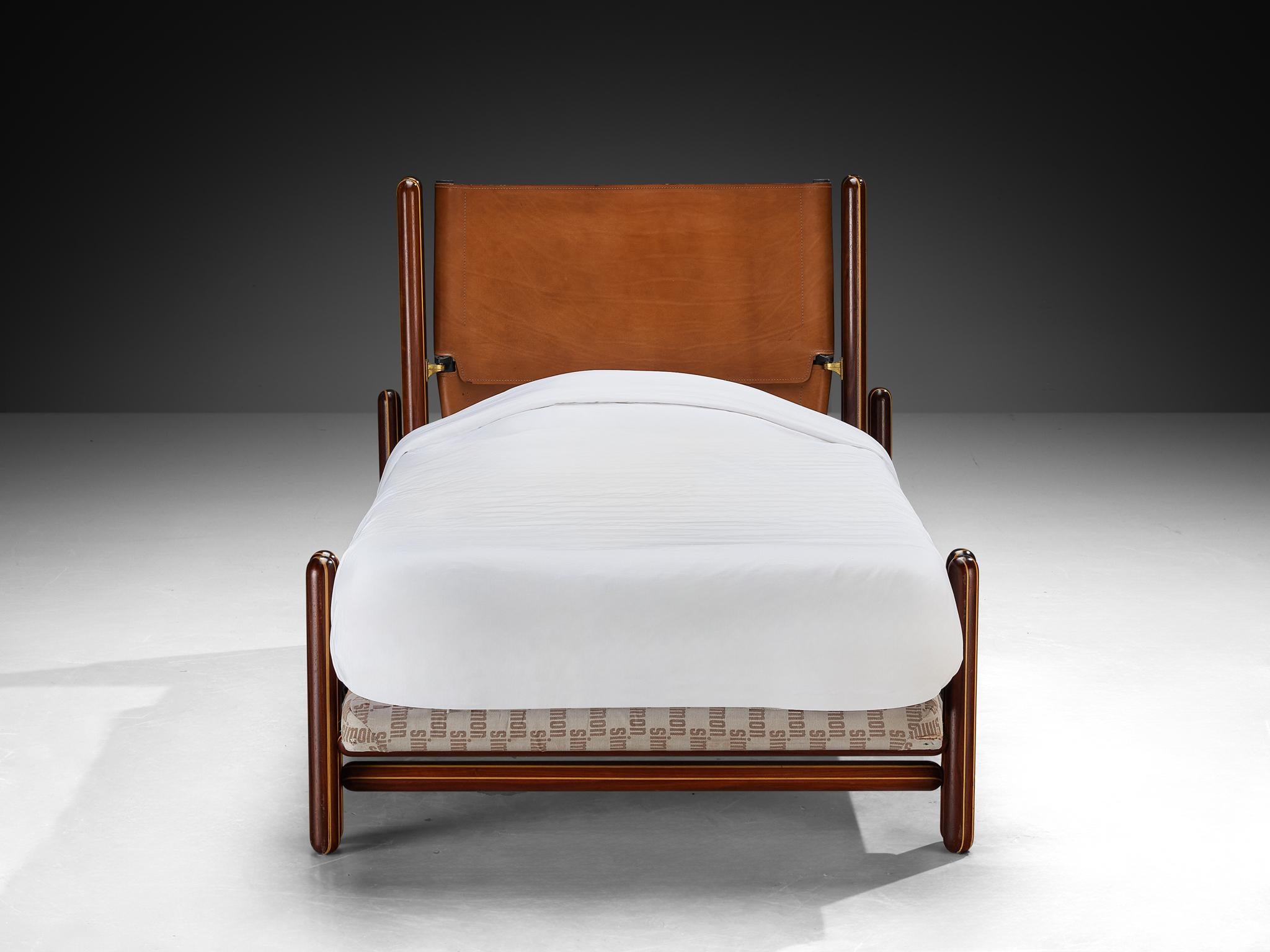 Carlo Scarpa for Simon Gavina 'Toledo' Single Bed in Padouk and Leather In Good Condition For Sale In Waalwijk, NL