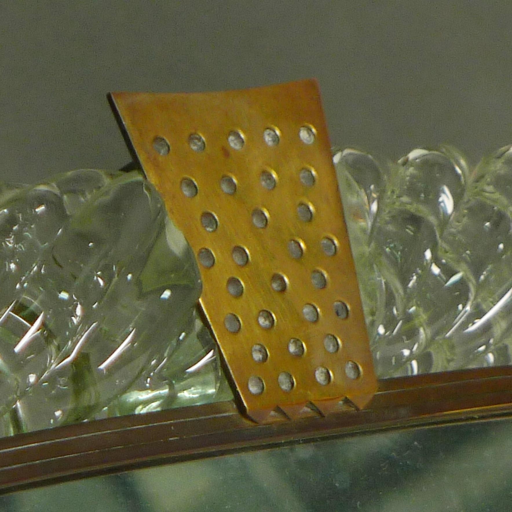 Carlo Scarpa for Venini, Murano Glass Table Mirror 'A Trecchia', 1930s In Good Condition For Sale In Wargrave, Berkshire