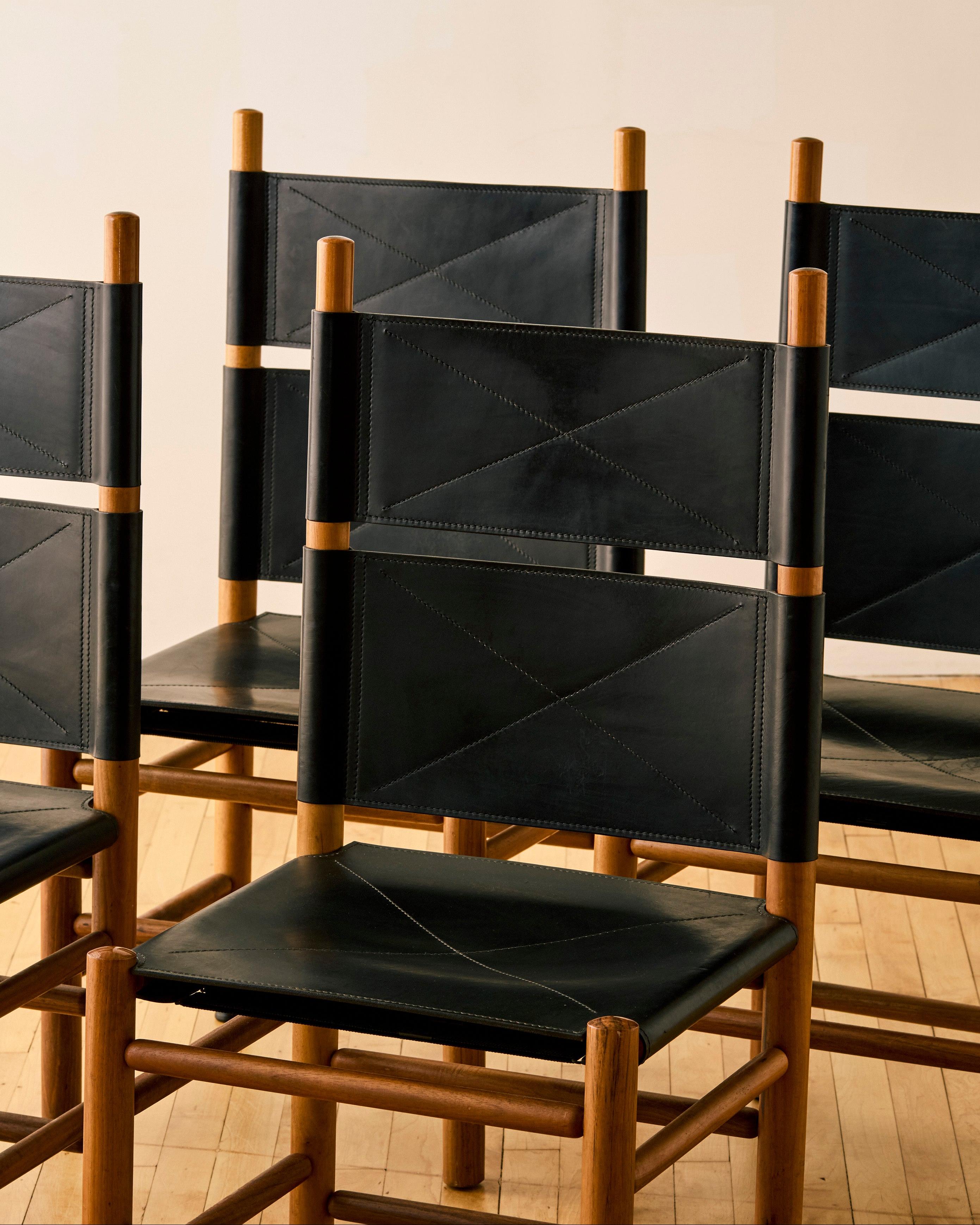 Carlo Scarpa 'Kentucky' Satz von vier Esszimmerstühlen im Angebot 6