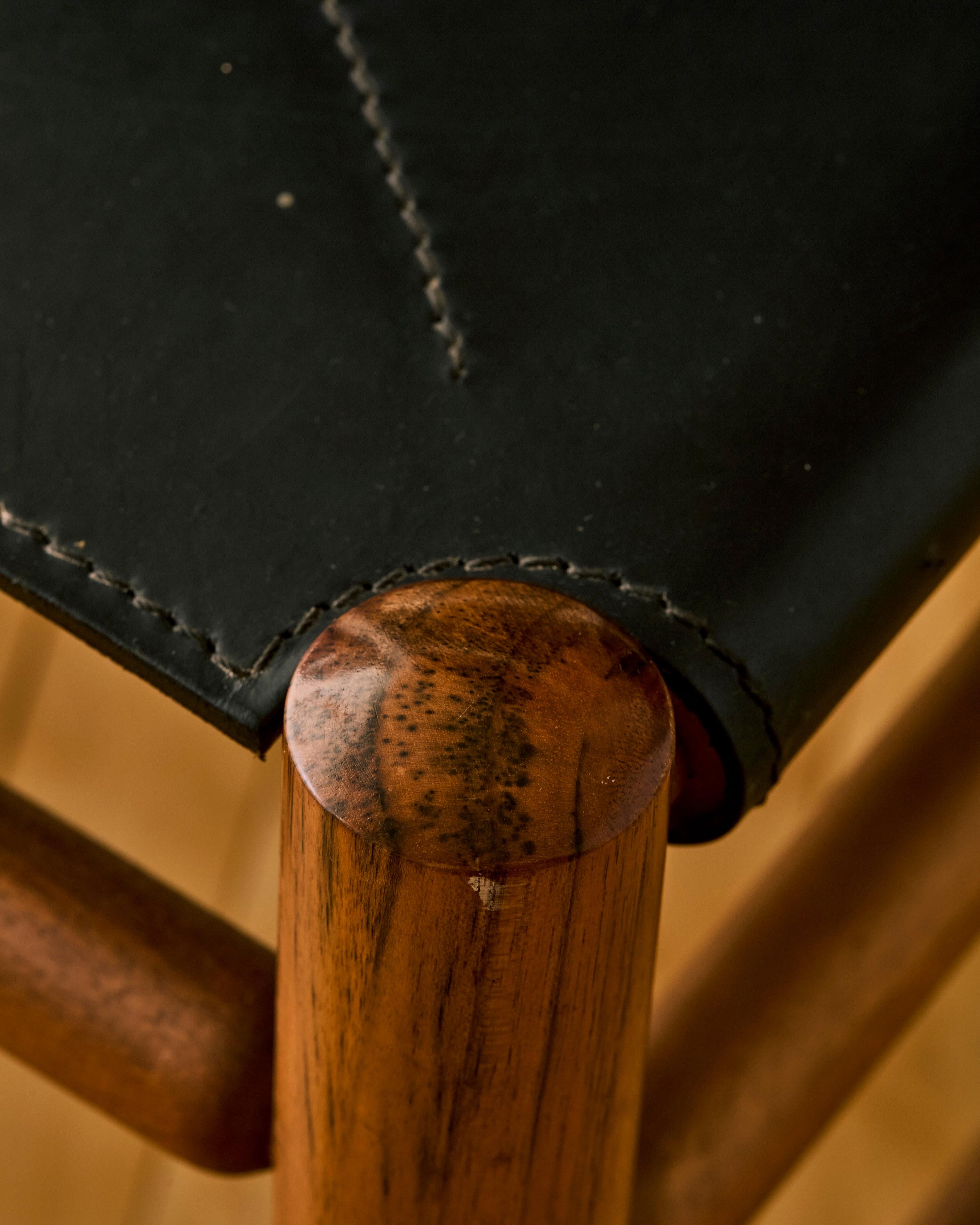 Carlo Scarpa 'Kentucky' Satz von vier Esszimmerstühlen im Angebot 7