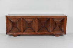 Carlo Scarpa masterpiece credenza in walnut, Italy 1960s