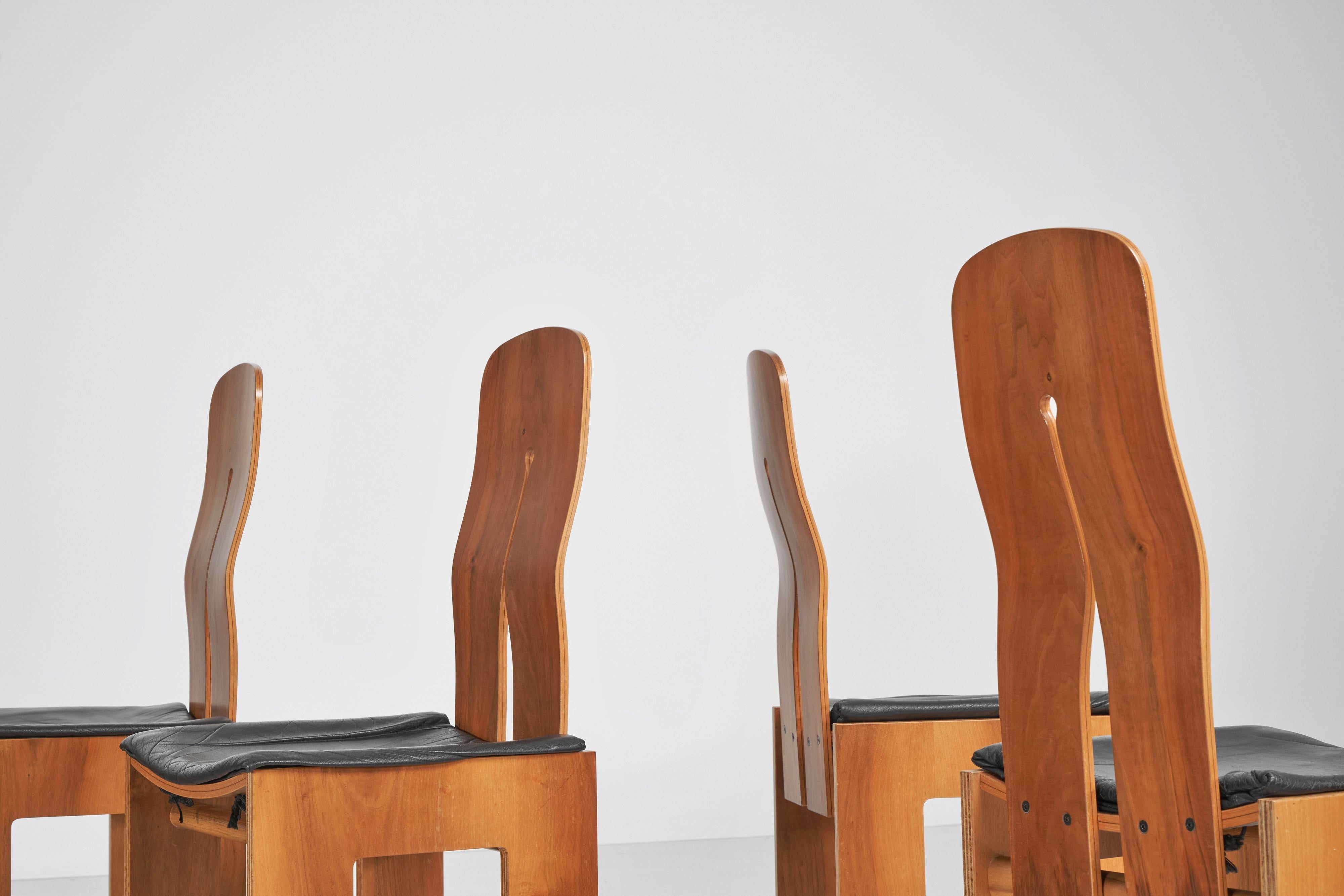 Carlo Scarpa model 765 dining chairs Bernini Italy 1977 2