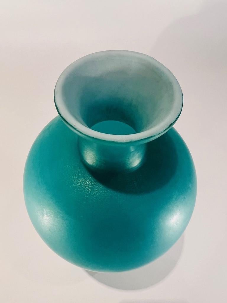 International Style Carlo Scarpa Murano glass blue with gold circa 1950 vase. For Sale