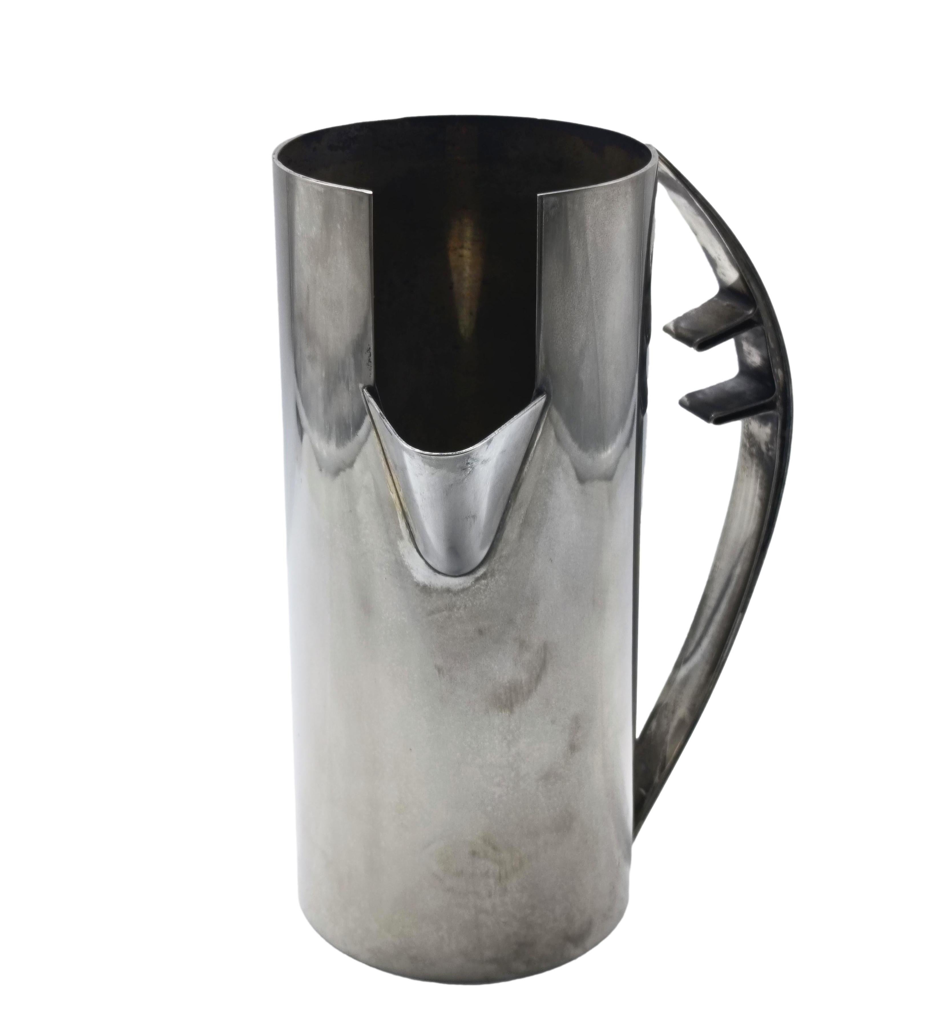 Mid-Century moderno Carlo Scarpa per Cleto Munari Caraffa in silverplate, Firmata, Italia 1970s in vendita