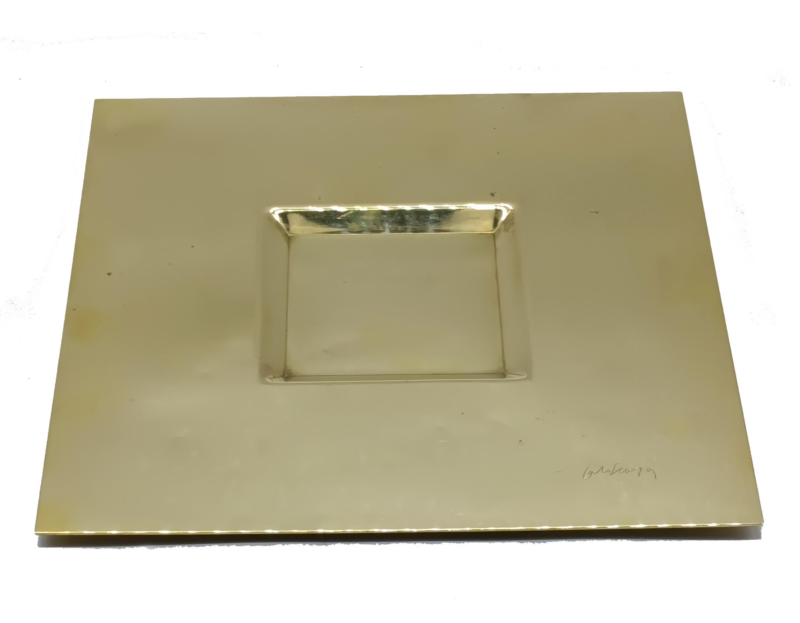 Carlo Scarpa für Cleto Munari Quadratischer Tafelaufsatz aus Messing, Italien 1970er Jahre (Italienisch)