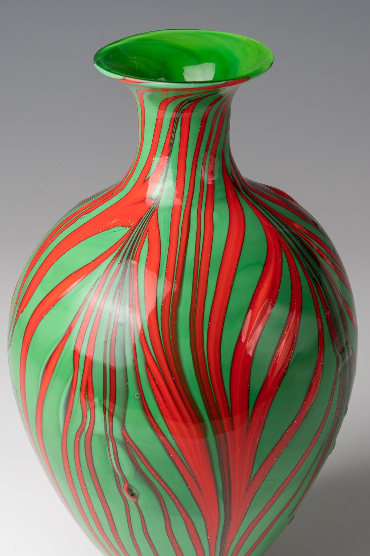 Italiano Carlo Scarpa. Raro vaso fenicio decorato, modello 2948. MVM Cappelin in vendita