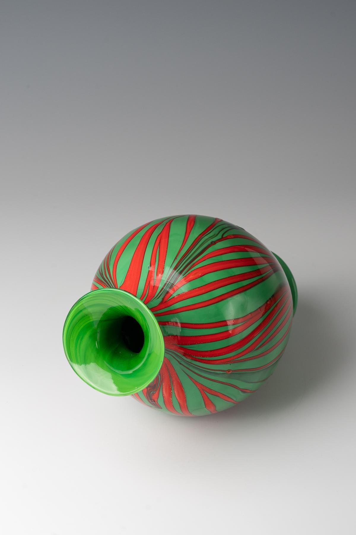 Vetro di Murano Carlo Scarpa. Raro vaso fenicio decorato, modello 2948. MVM Cappelin in vendita