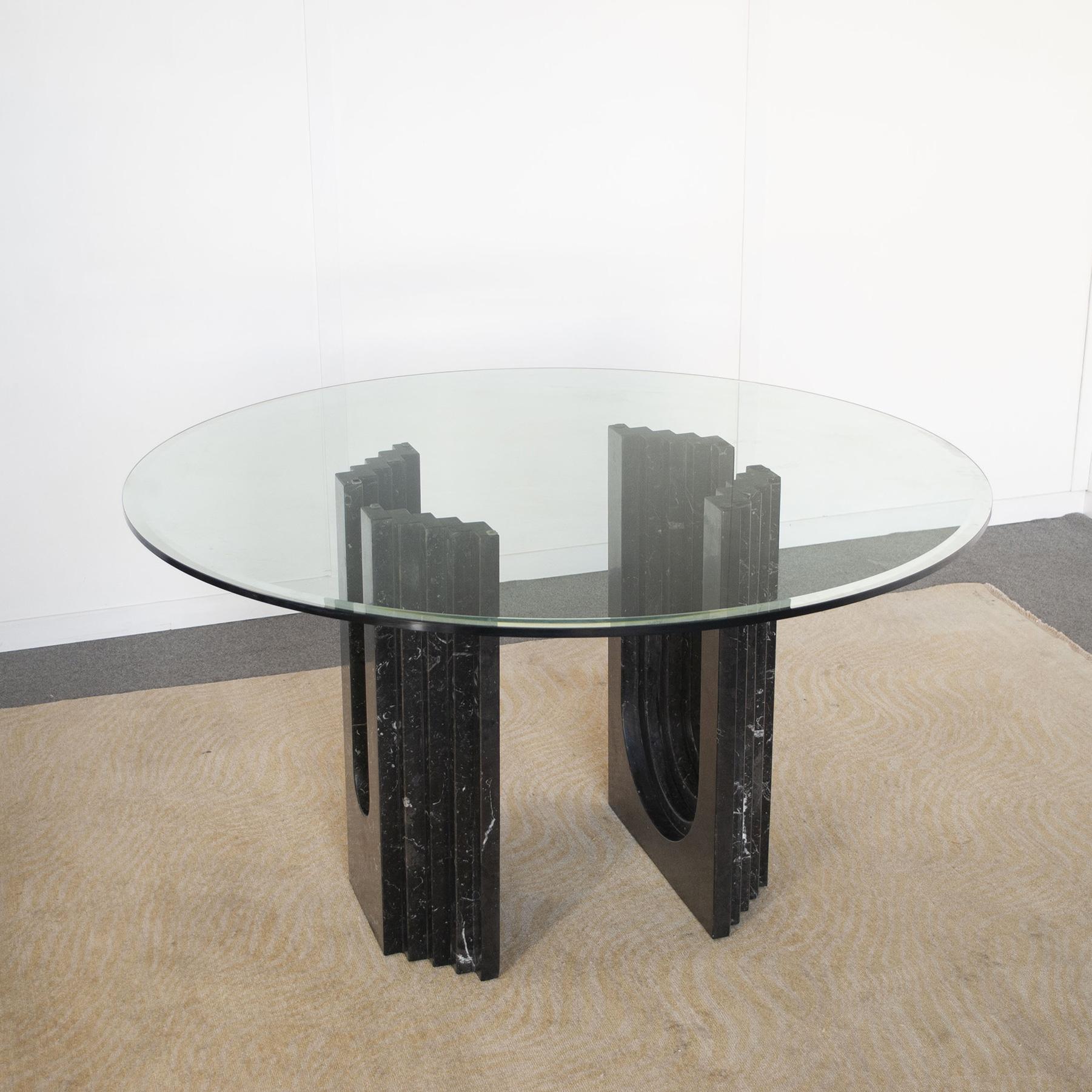 Mid-Century Modern Carlo Scarpa round table for Cattelan 1970s