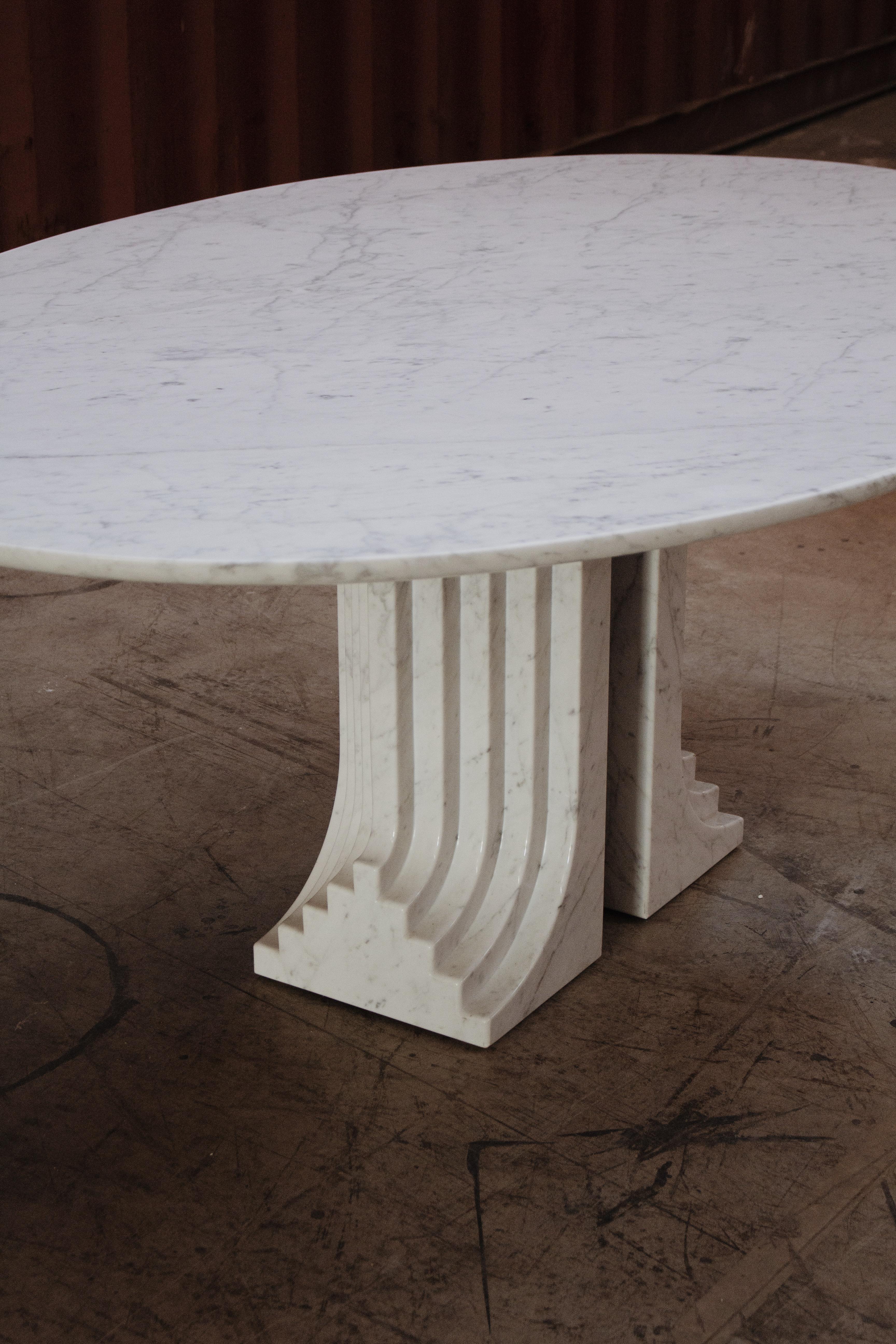 Table ovale « Samo » de Carlo Scarpa pour Simon Gavina, 1971 en vente 6