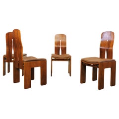Carlo Scarpa Set di quattro 1934 765 in Wood con cuscino in pelle di Bernini 1977
