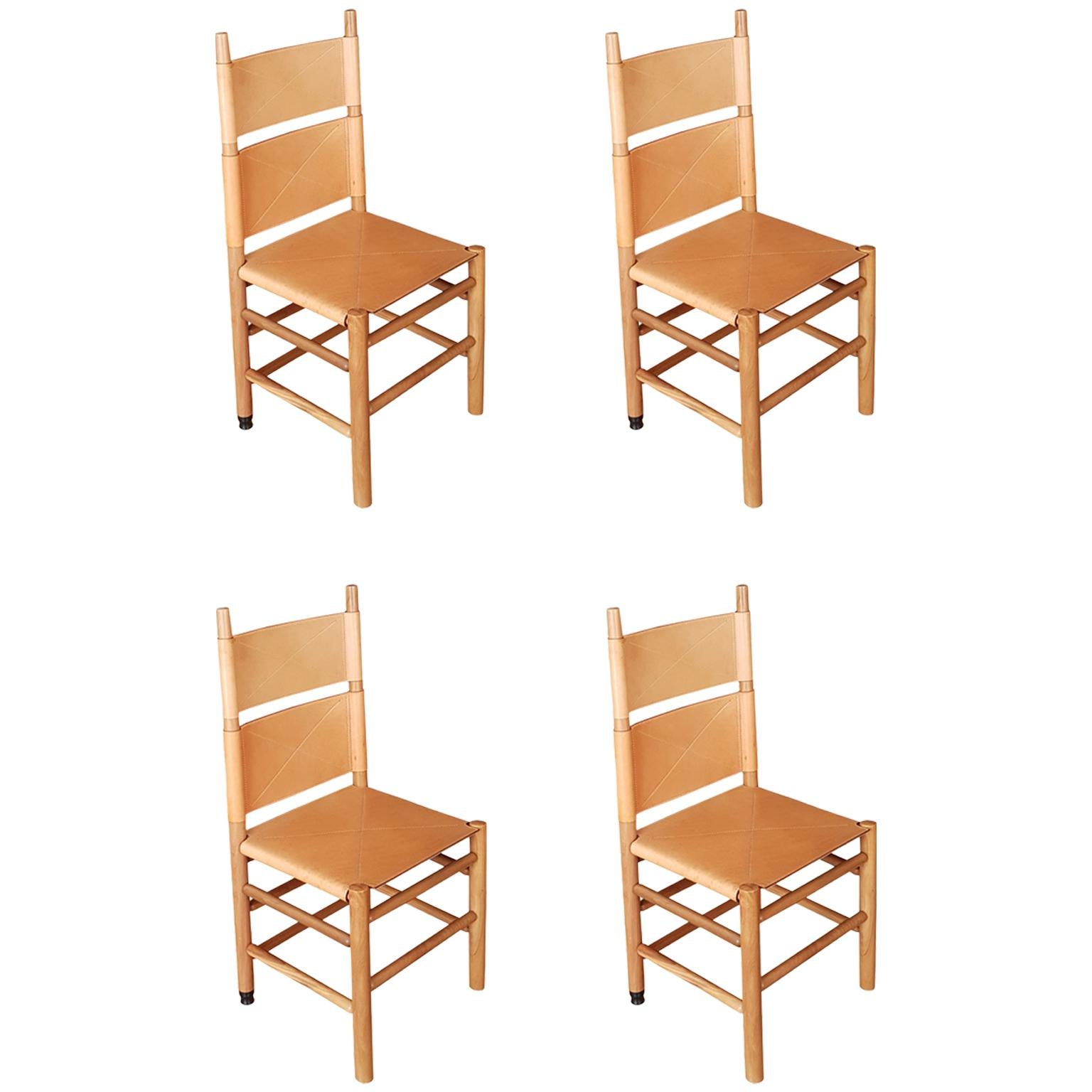 Carlo Scarpa Set of Four Italian Bernini Walnut Chairs with Natural Leather Seat For Sale