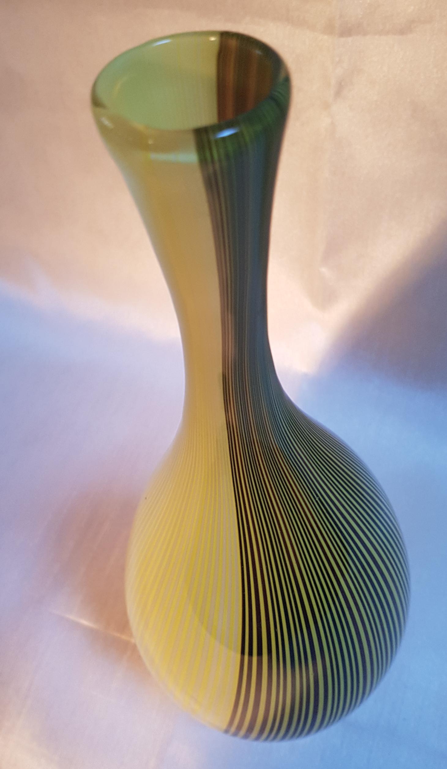 Vase Carlo Scarpa Tessuto Venini Murano Jaune Noir Rayures Verre d'art vénitien en vente 12