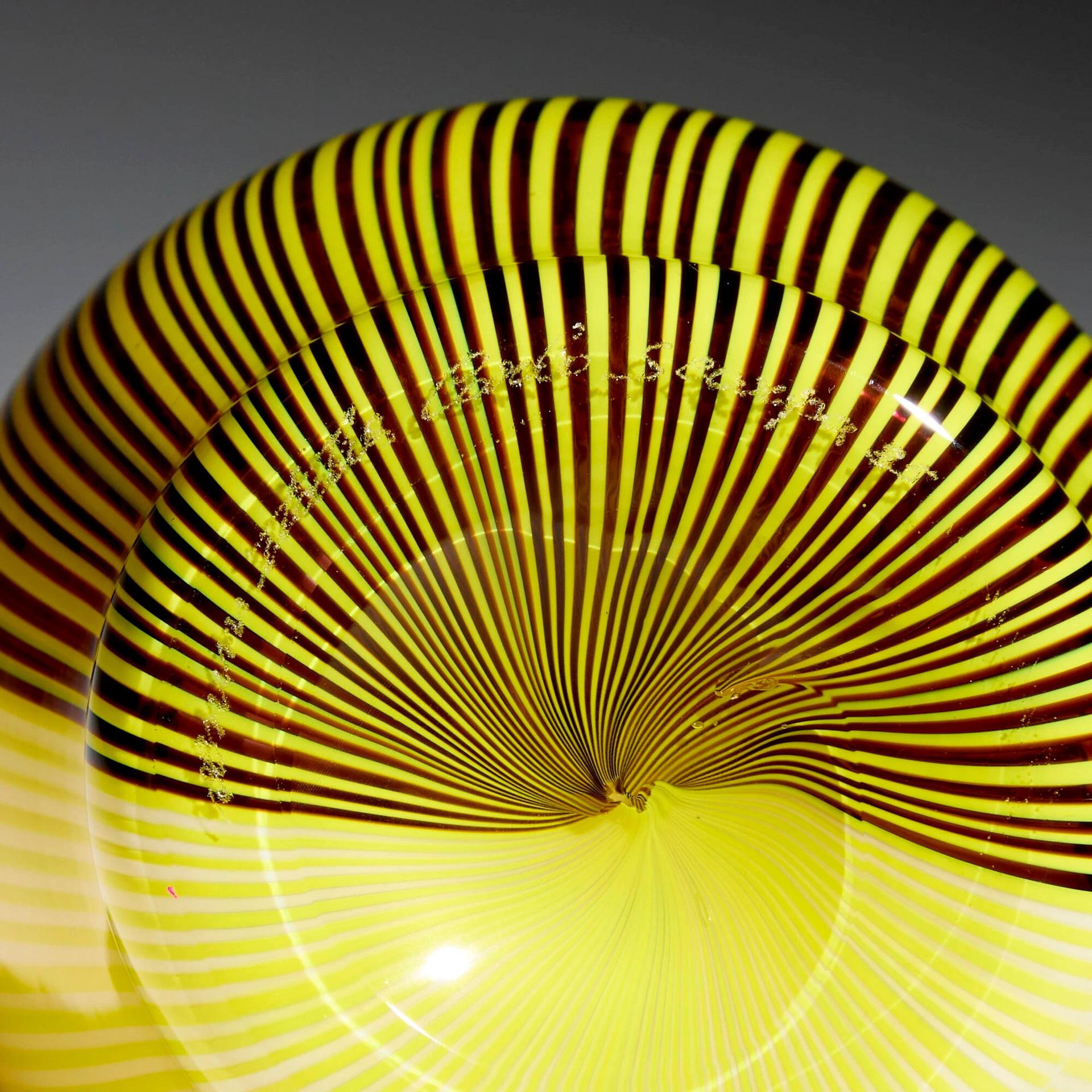 Vase Carlo Scarpa Tessuto Venini Murano Jaune Noir Rayures Verre d'art vénitien Excellent état - En vente à Palm Beach, FL