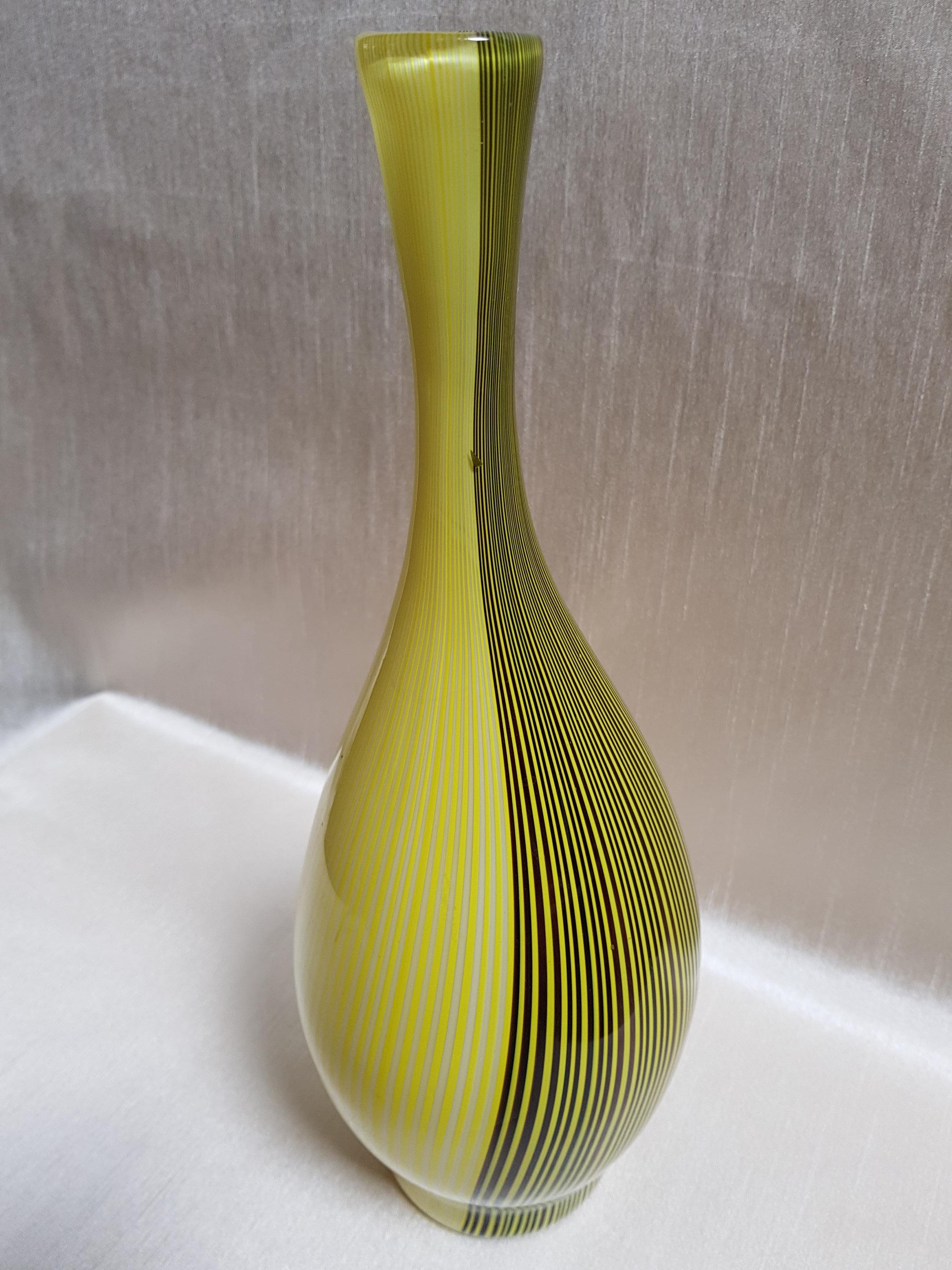 Vase Carlo Scarpa Tessuto Venini Murano Jaune Noir Rayures Verre d'art vénitien en vente 5
