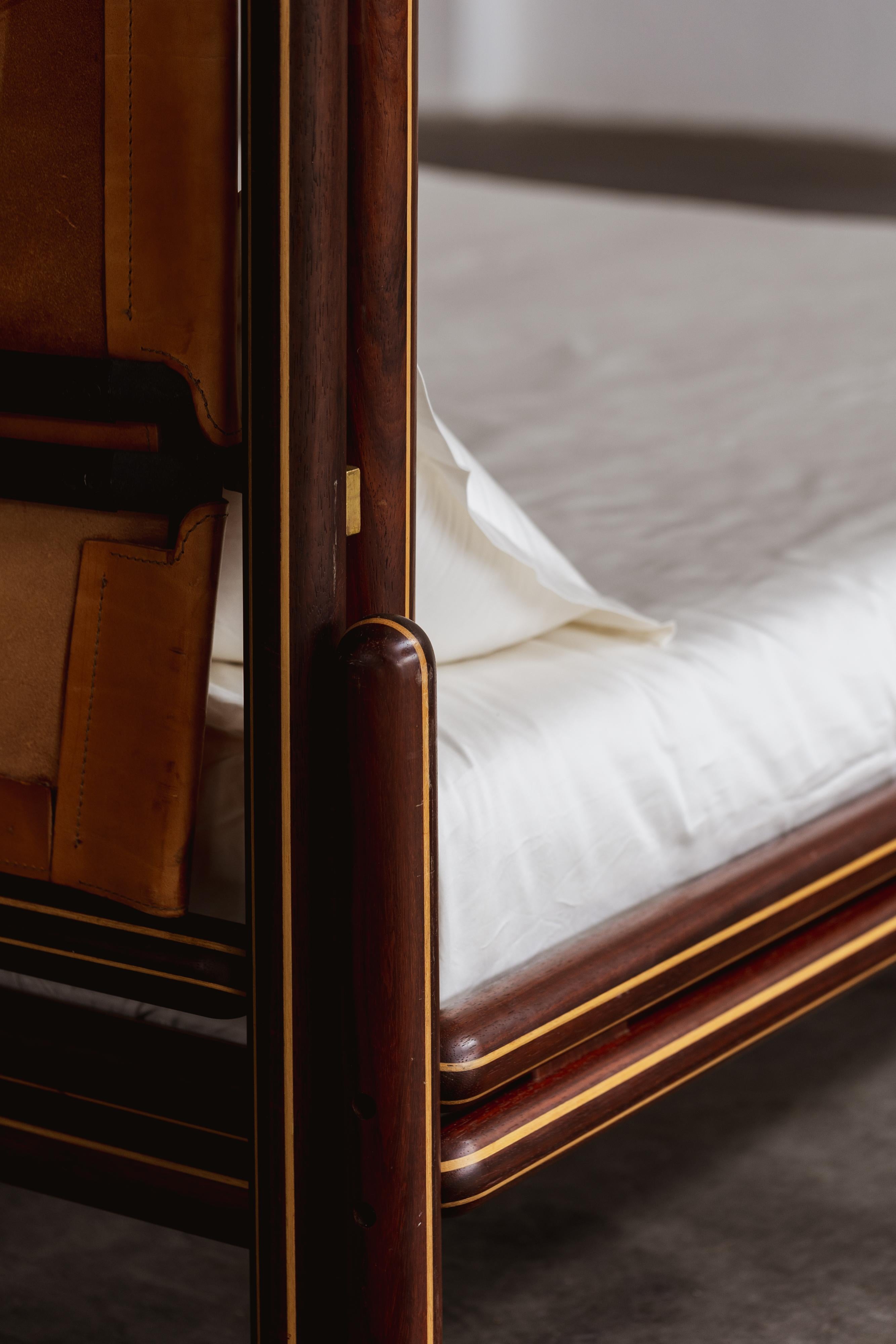 Carlo Scarpa “Toledo” Bed for Simon Gavina, 1975 For Sale 5