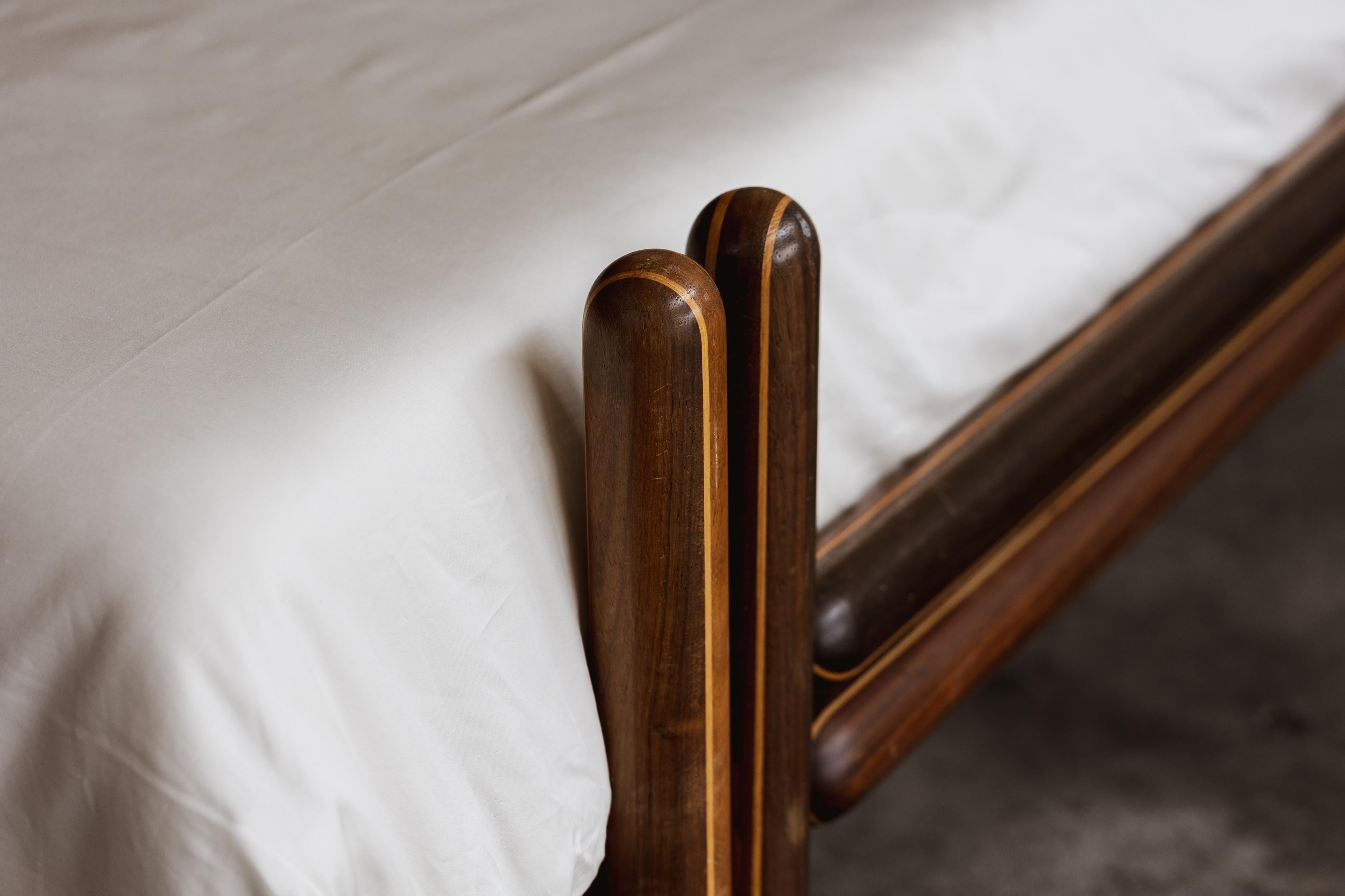 Mid-Century Modern Carlo Scarpa “Toledo” Bed for Simon Gavina, 1975 For Sale