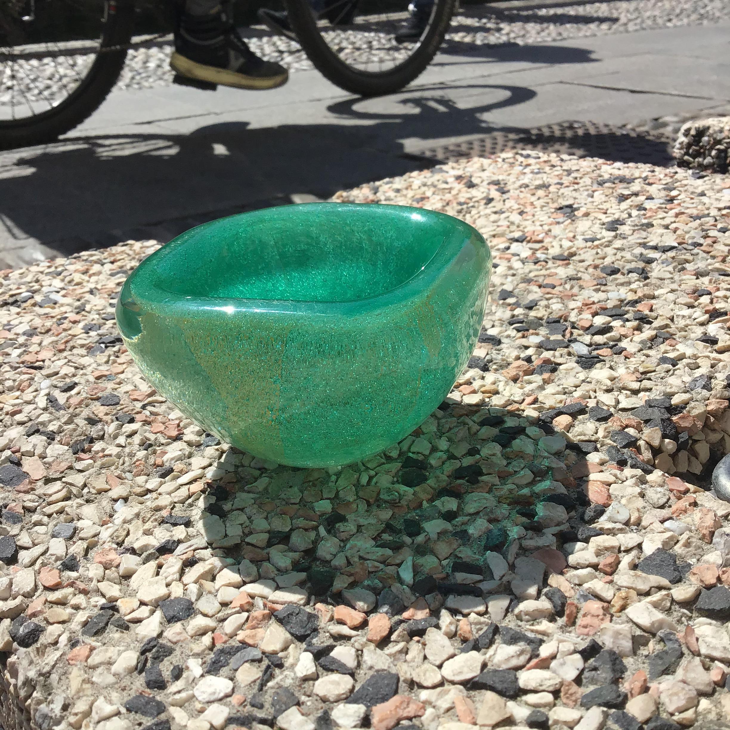 Carlo Scarpa VENINI Pulegoso Vetro Pulegoso Ciottola inclusions Gold 1940 Italy In Excellent Condition For Sale In Milano, IT