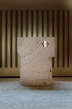 Table d'appoint Carlo Travertin d'Ostuni massif traité à l'acide par Dainelli Studio Atelier