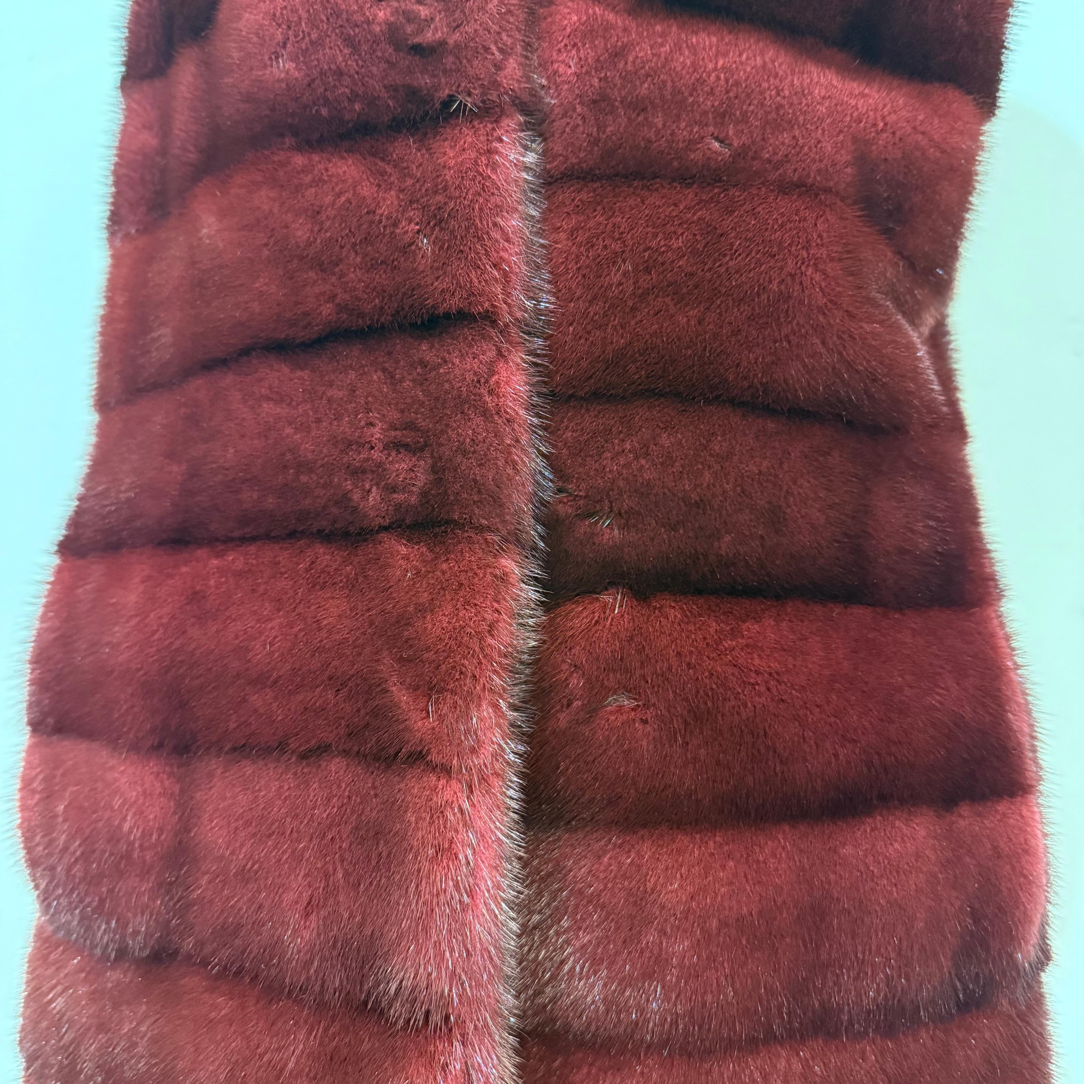 Carlo Tivioli Attribuito Cappotto in vera pelliccia di visone bordeaux M. I. in vendita 2