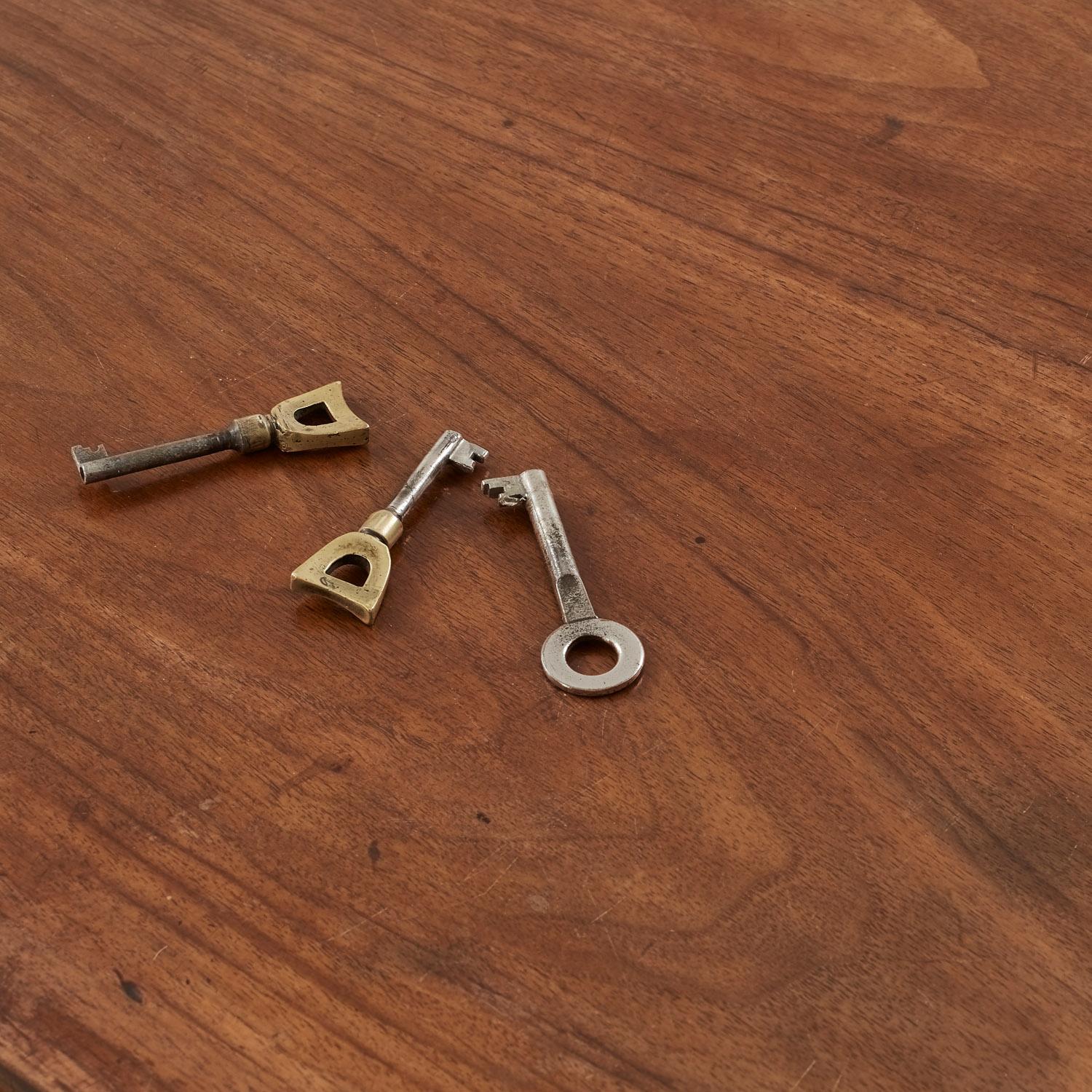 Legno Carlo Turina Scrivania razionalista in legno - Italia, anni '30 in vendita