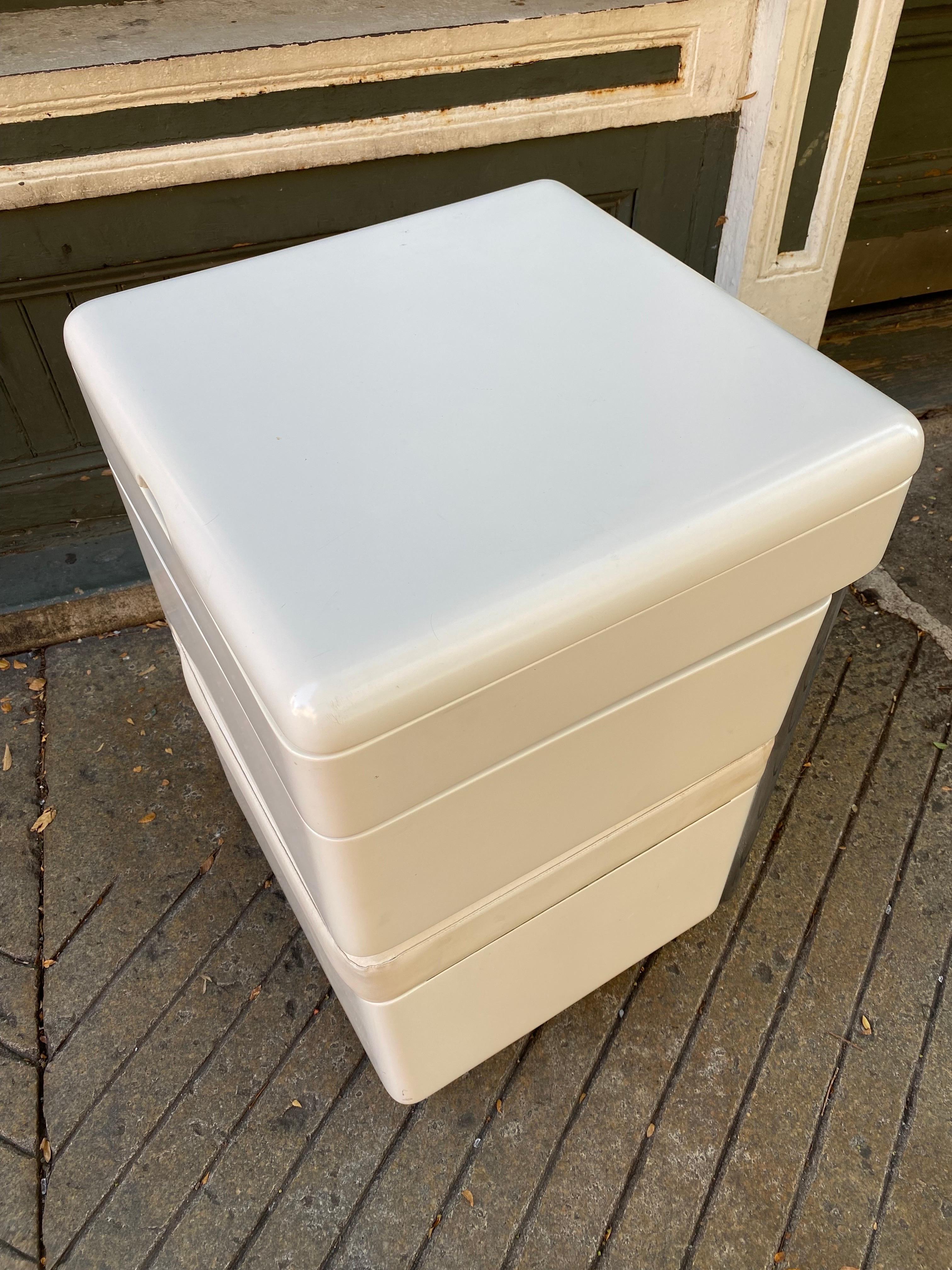 Mid-Century Modern Carlo Urbinati for Tulli Zuccari Italian Compact Vanity