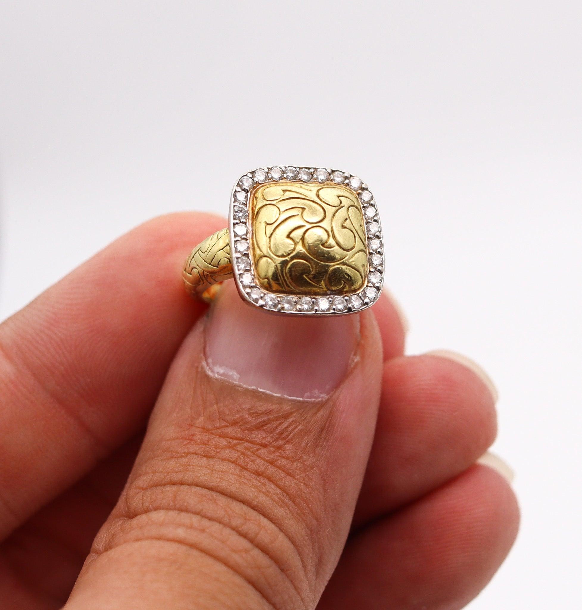CARLO VIANI Sculptural Cocktail Ring In 18Kt Yellow Gold With Round Diamonds For Sale 3